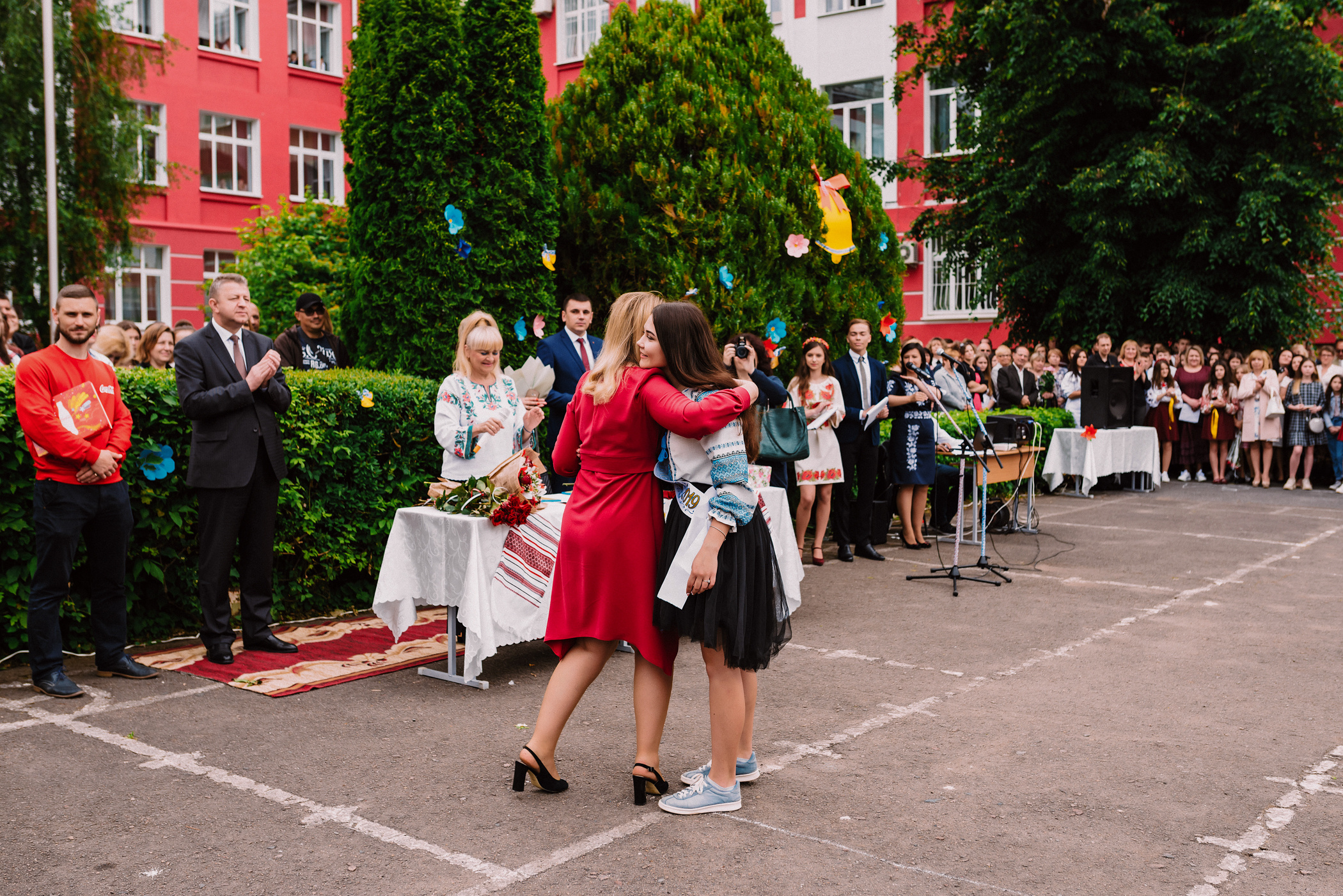 Останній Дзвоник. Весільний фотограф | Рівне | Львів | Ваш фотограф на весілля