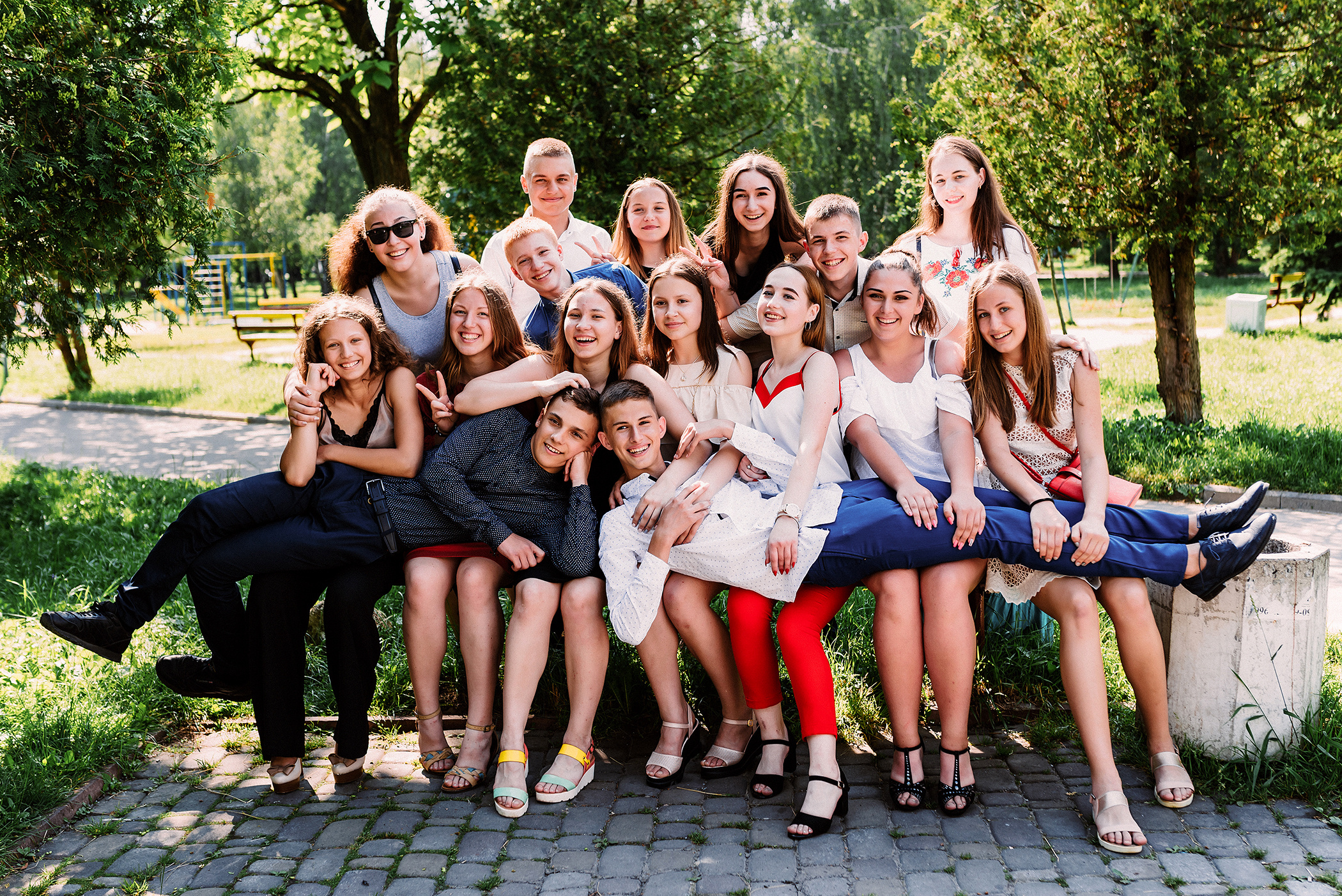 Фотосесія 9-го класу. Весільний фотограф | Рівне | Львів | Ваш фотограф на весілля