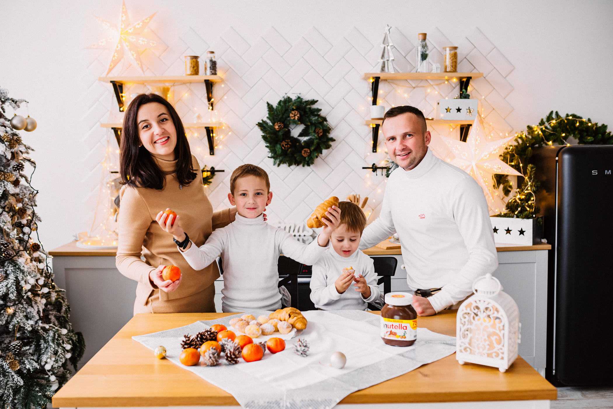 Фотосесія сім’ї в студії. Весільний фотограф | Рівне | Львів | Ваш фотограф на весілля