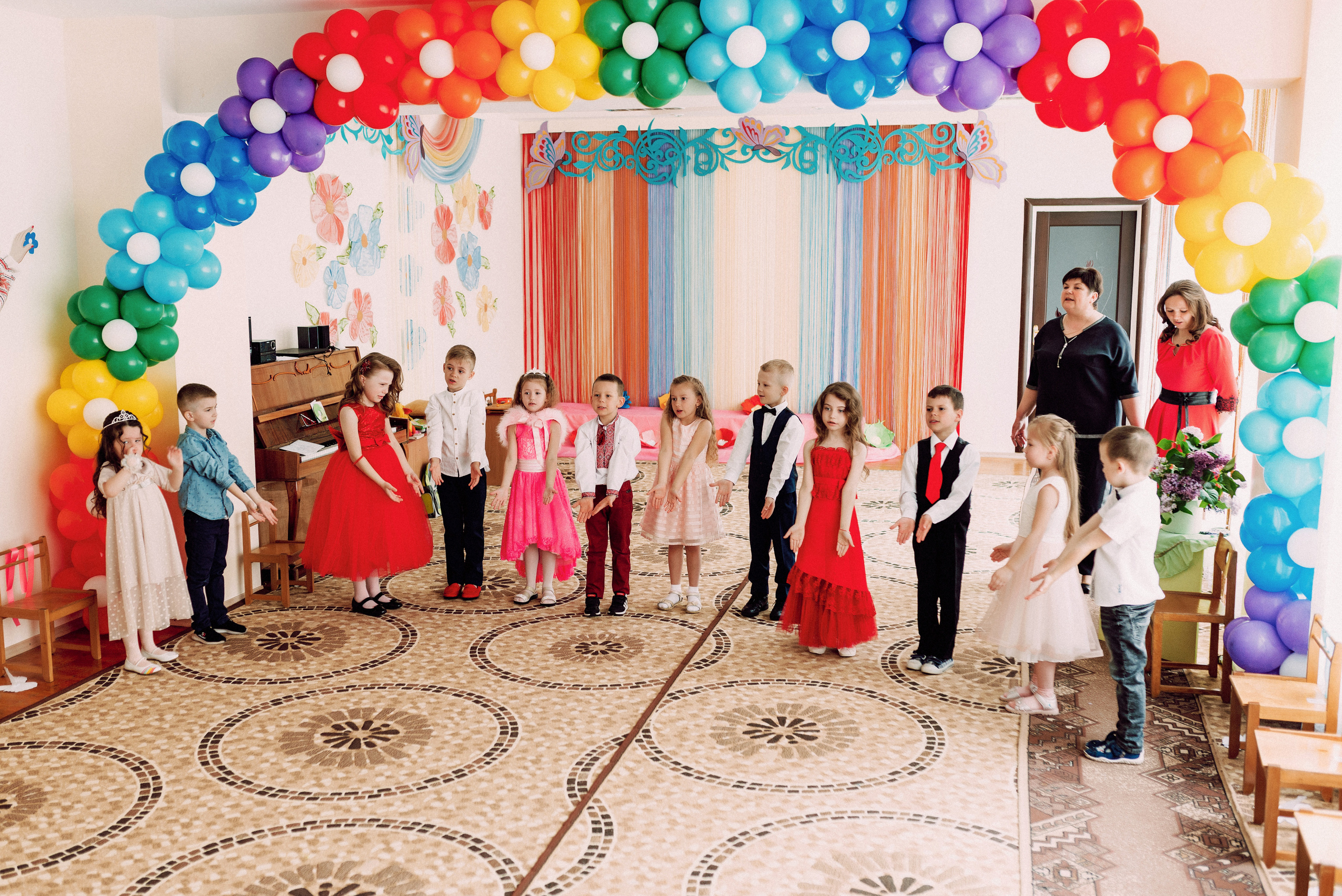 Ранок в садочку. Весільний фотограф | Рівне | Львів | Ваш фотограф на весілля