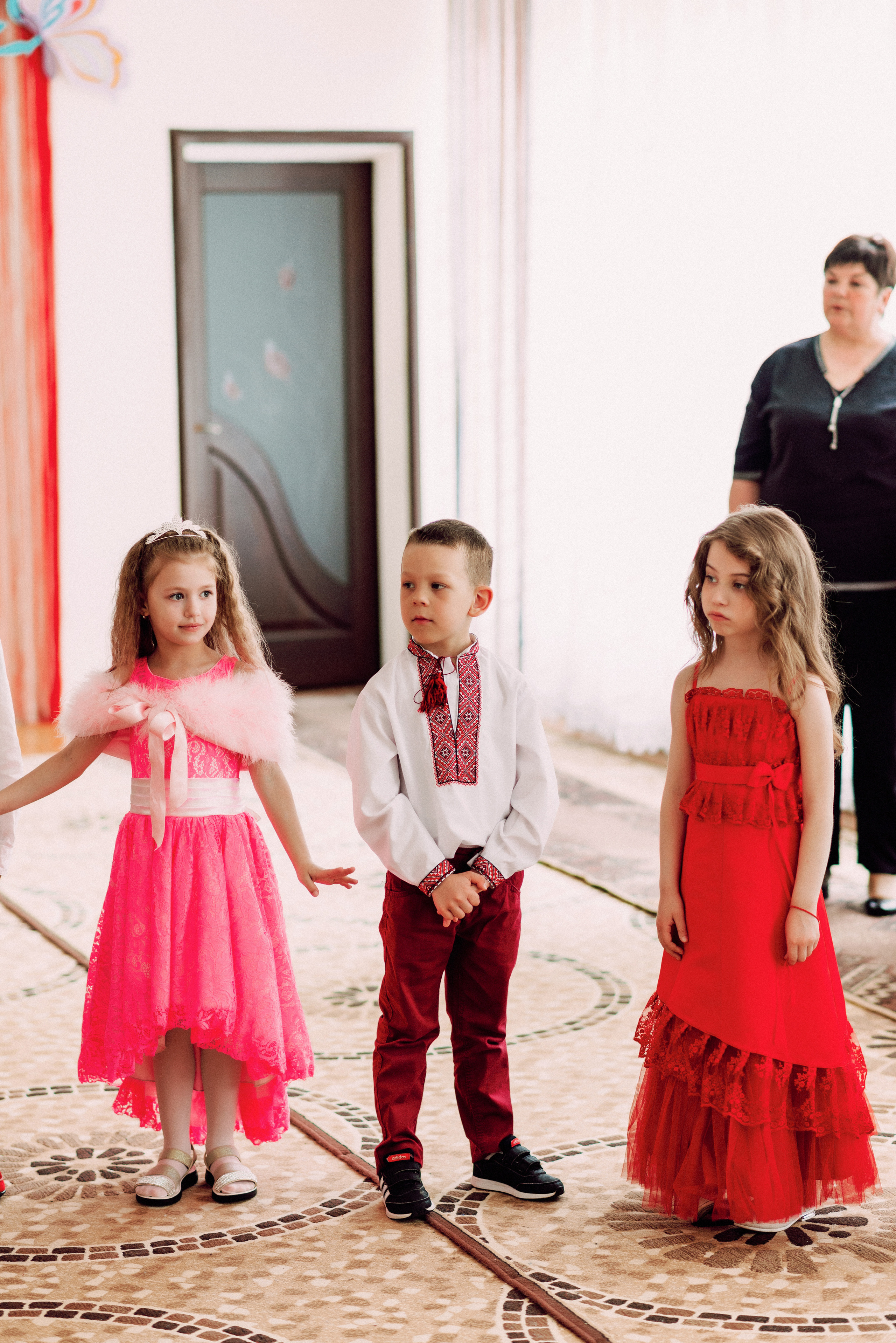 Ранок в садочку. Весільний фотограф | Рівне | Львів | Ваш фотограф на весілля