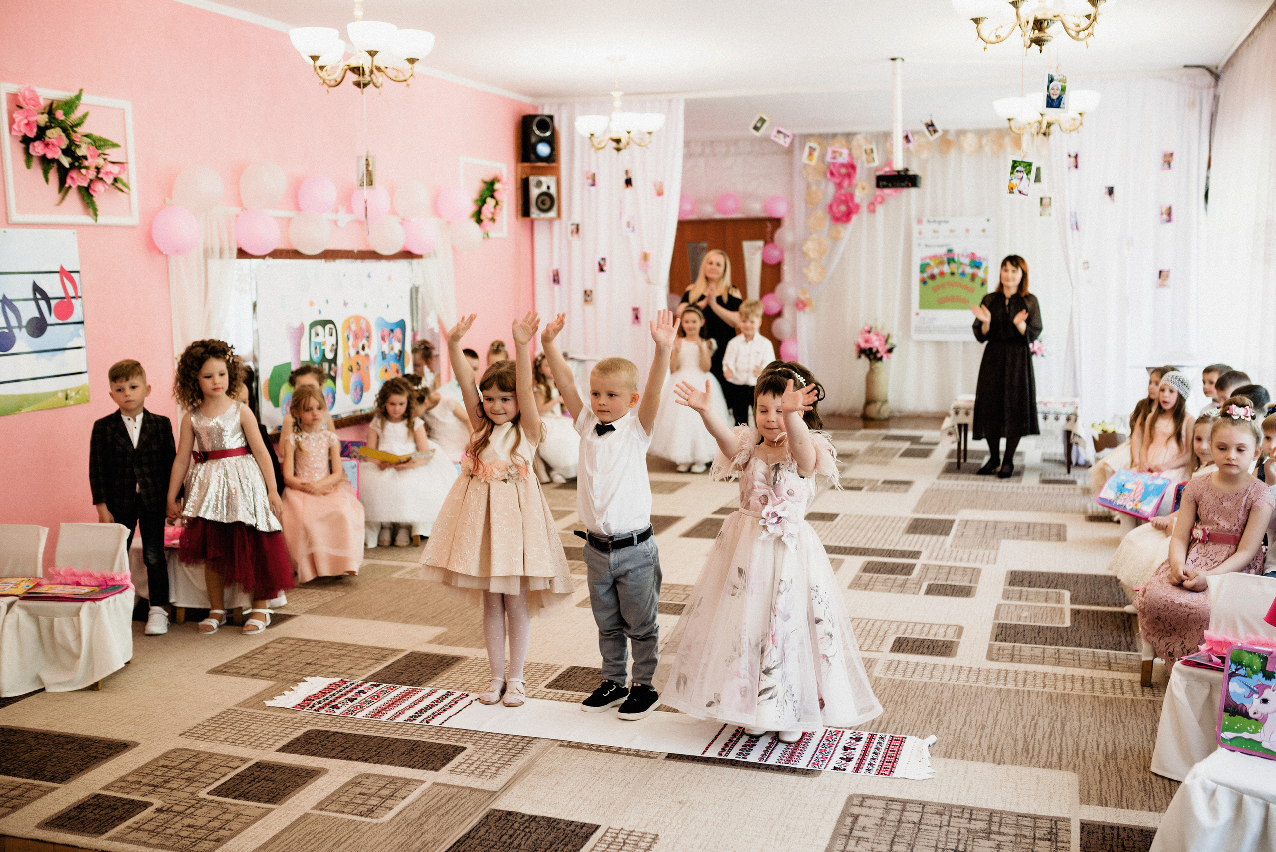 Випускний в садочку. Весільний фотограф | Рівне | Львів | Ваш фотограф на весілля