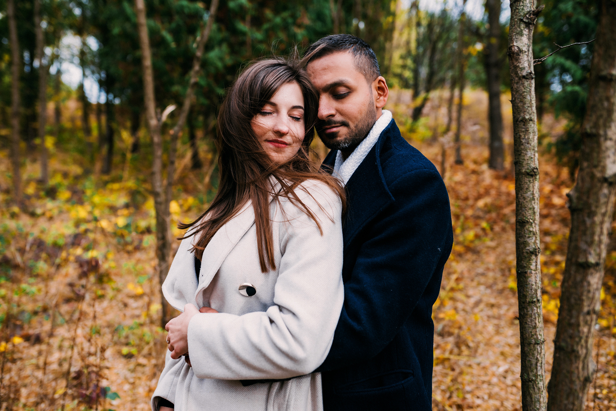 Осіння зйомка атмосферної пари. Весільний фотограф | Рівне | Львів | Ваш фотограф на весілля