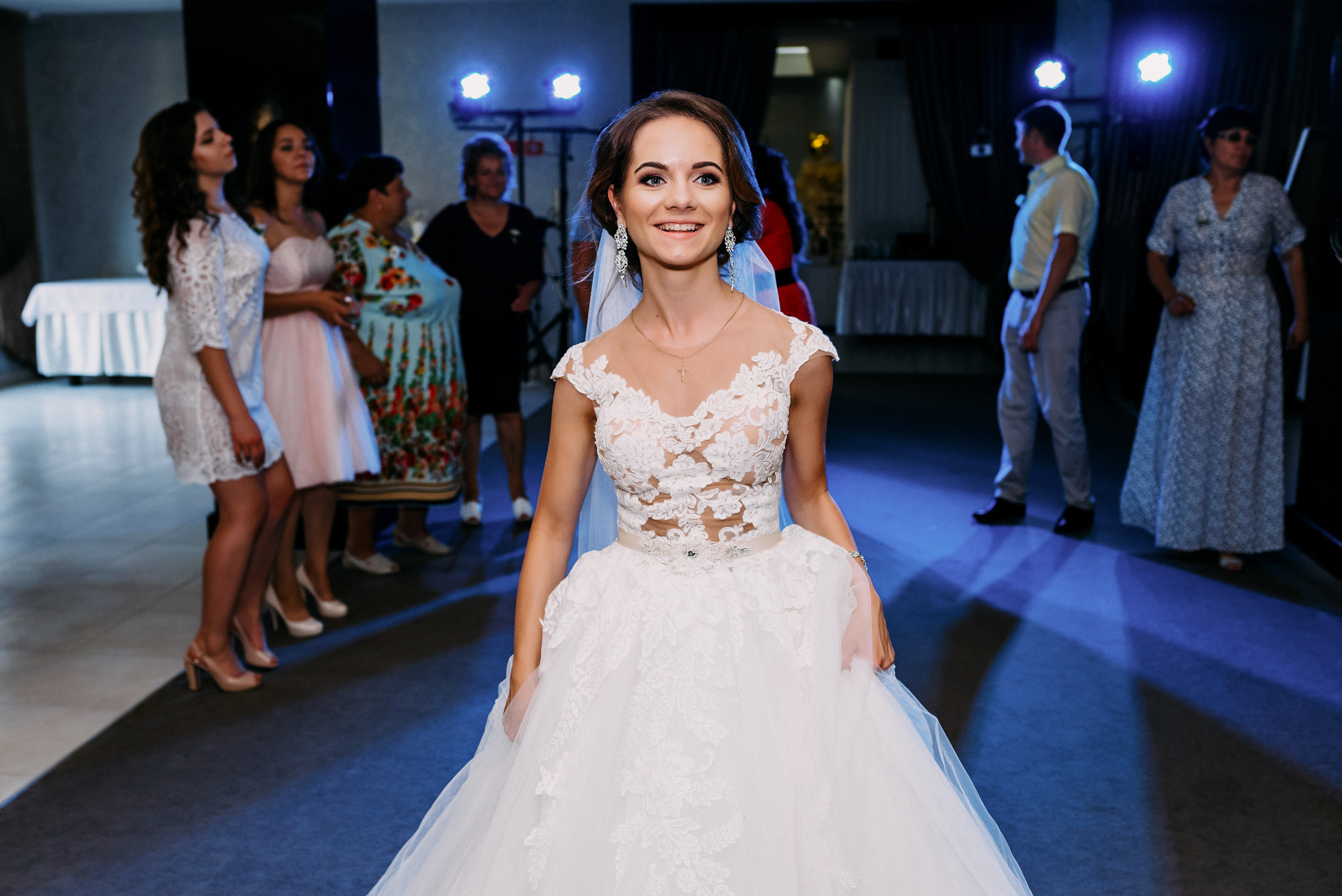 Тепле літнє весілля Юлії та Івана. Весільний фотограф | Рівне | Львів | Ваш фотограф на весілля