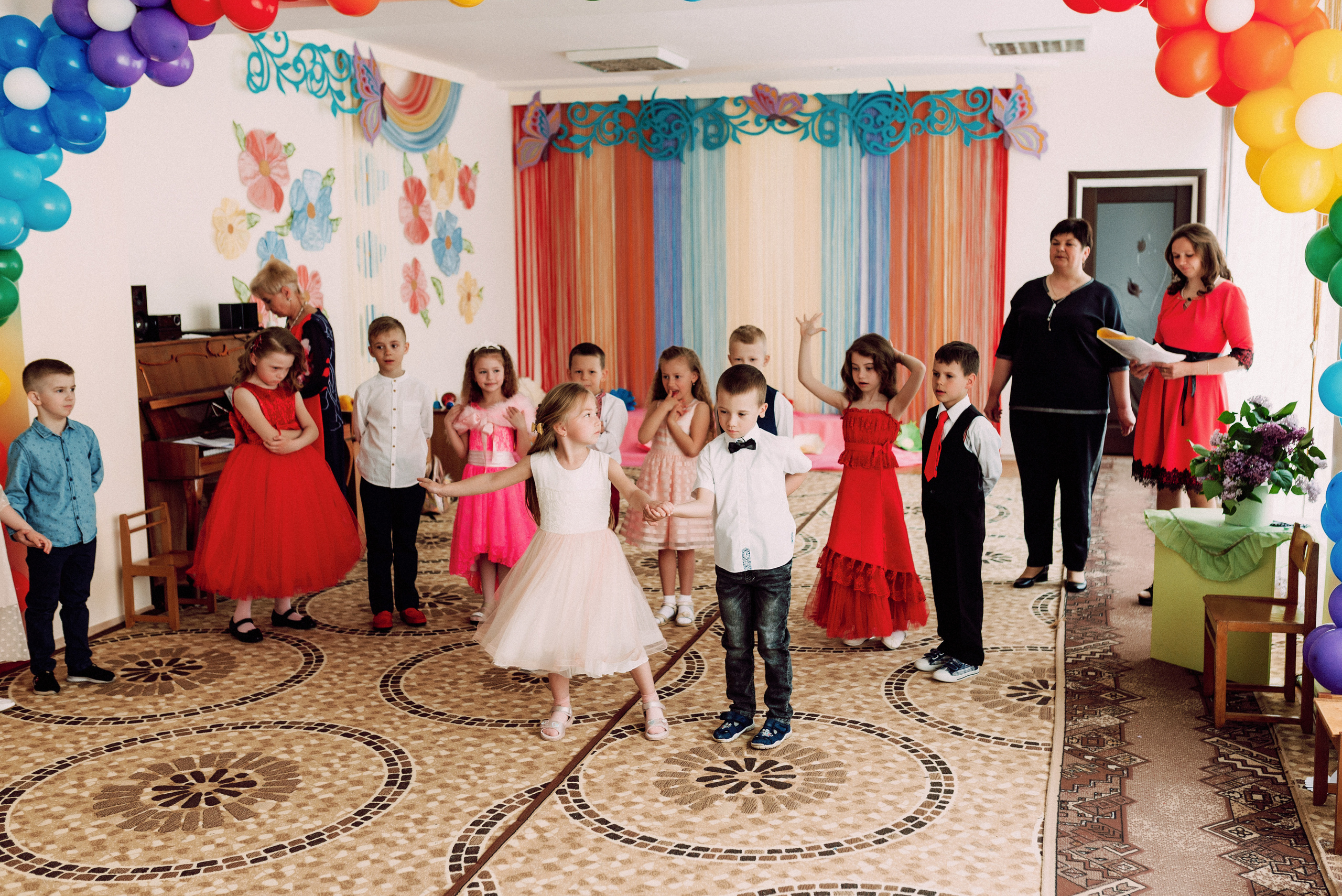 Ранок в садочку. Весільний фотограф | Рівне | Львів | Ваш фотограф на весілля