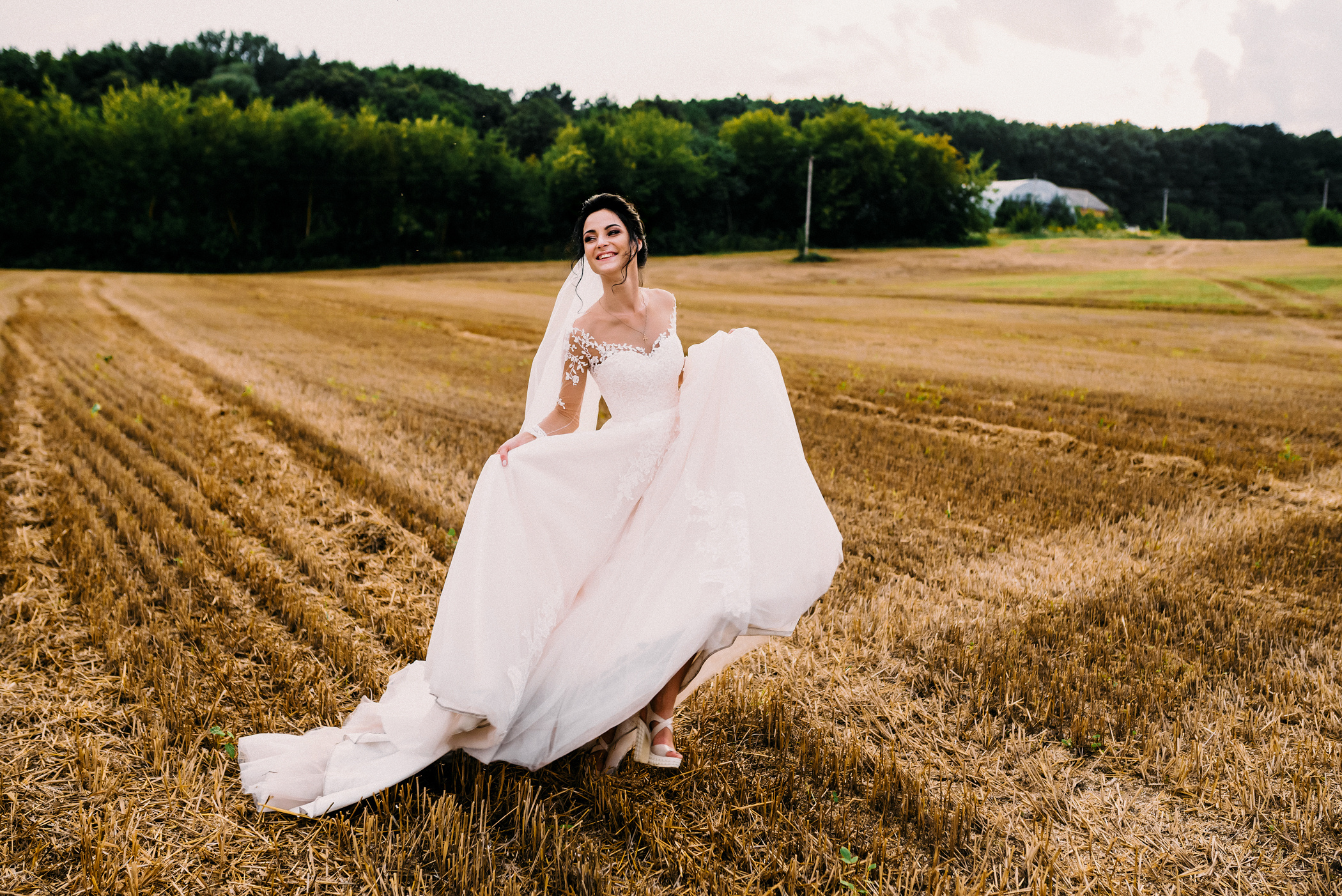 Весільна фотозйомка гарної пари в Рівному. Весільний фотограф | Рівне | Львів | Ваш фотограф на весілля