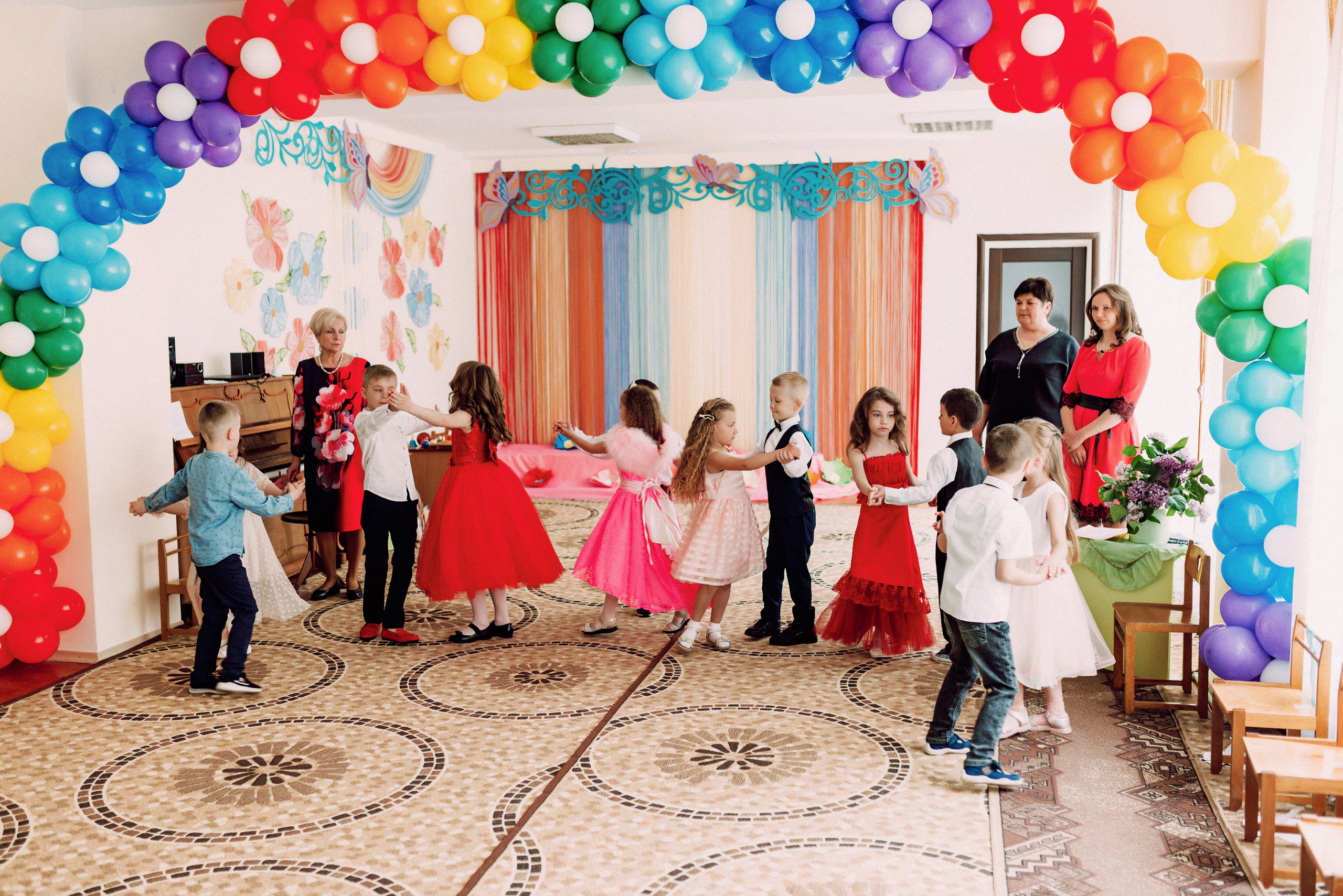 Ранок в садочку. Весільний фотограф | Рівне | Львів | Ваш фотограф на весілля