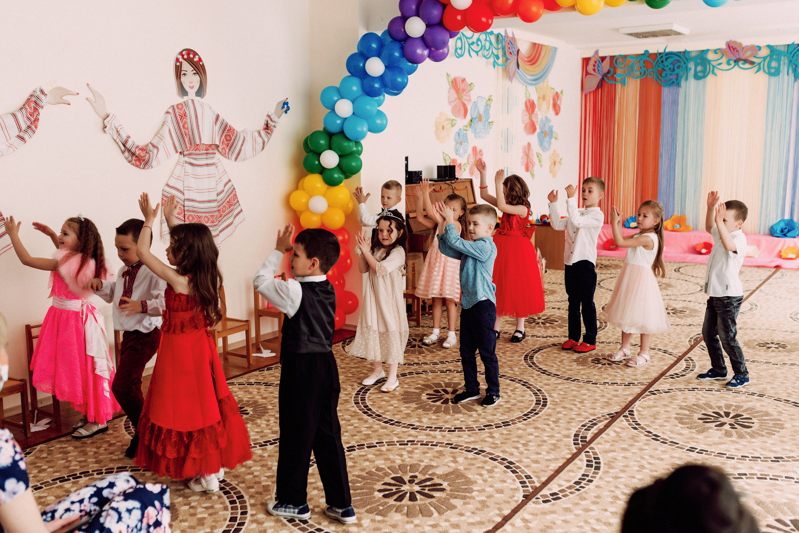 Ранок в садочку. Весільний фотограф | Рівне | Львів | Ваш фотограф на весілля