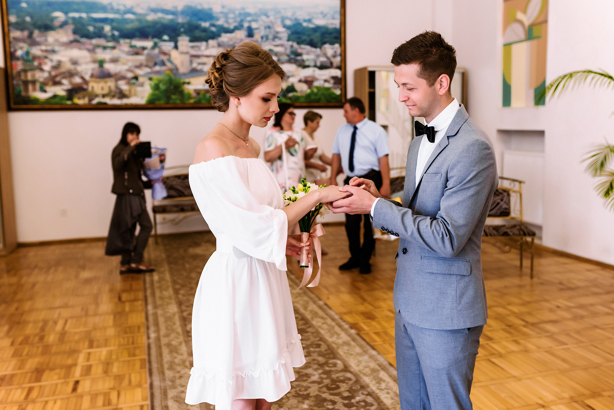 Реєстрація шлюбу та прогулянка Львовом. Весільний фотограф | Рівне | Львів | Ваш фотограф на весілля