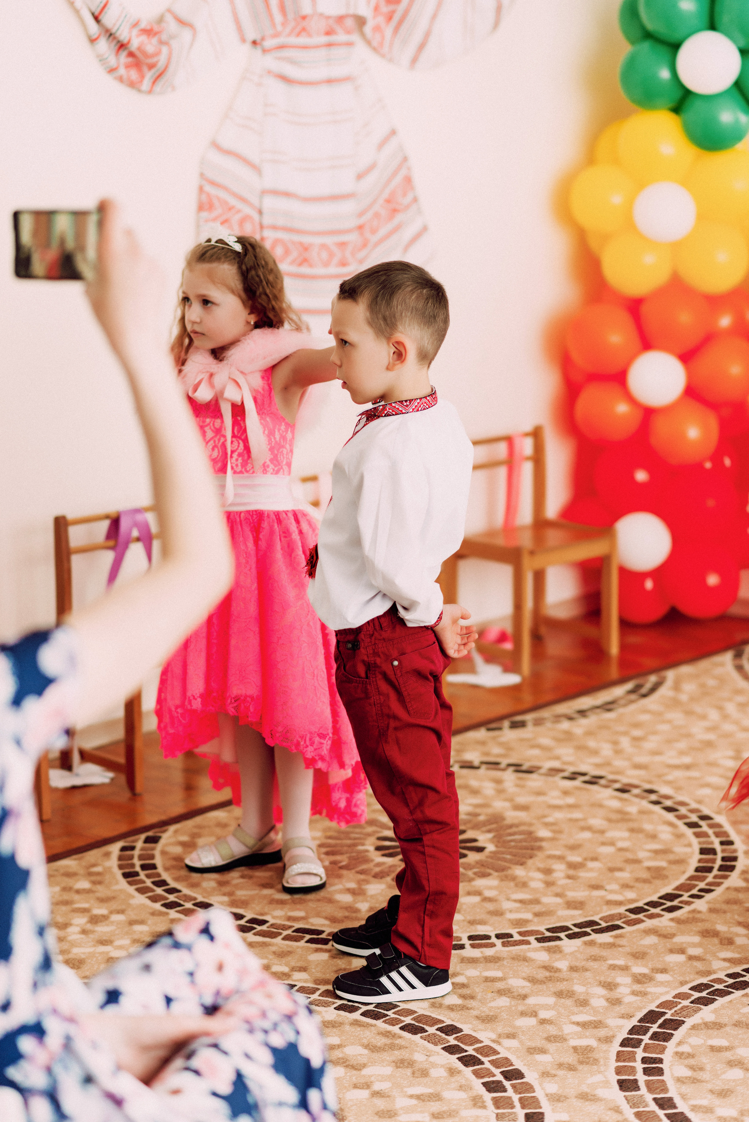 Ранок в садочку. Весільний фотограф | Рівне | Львів | Ваш фотограф на весілля