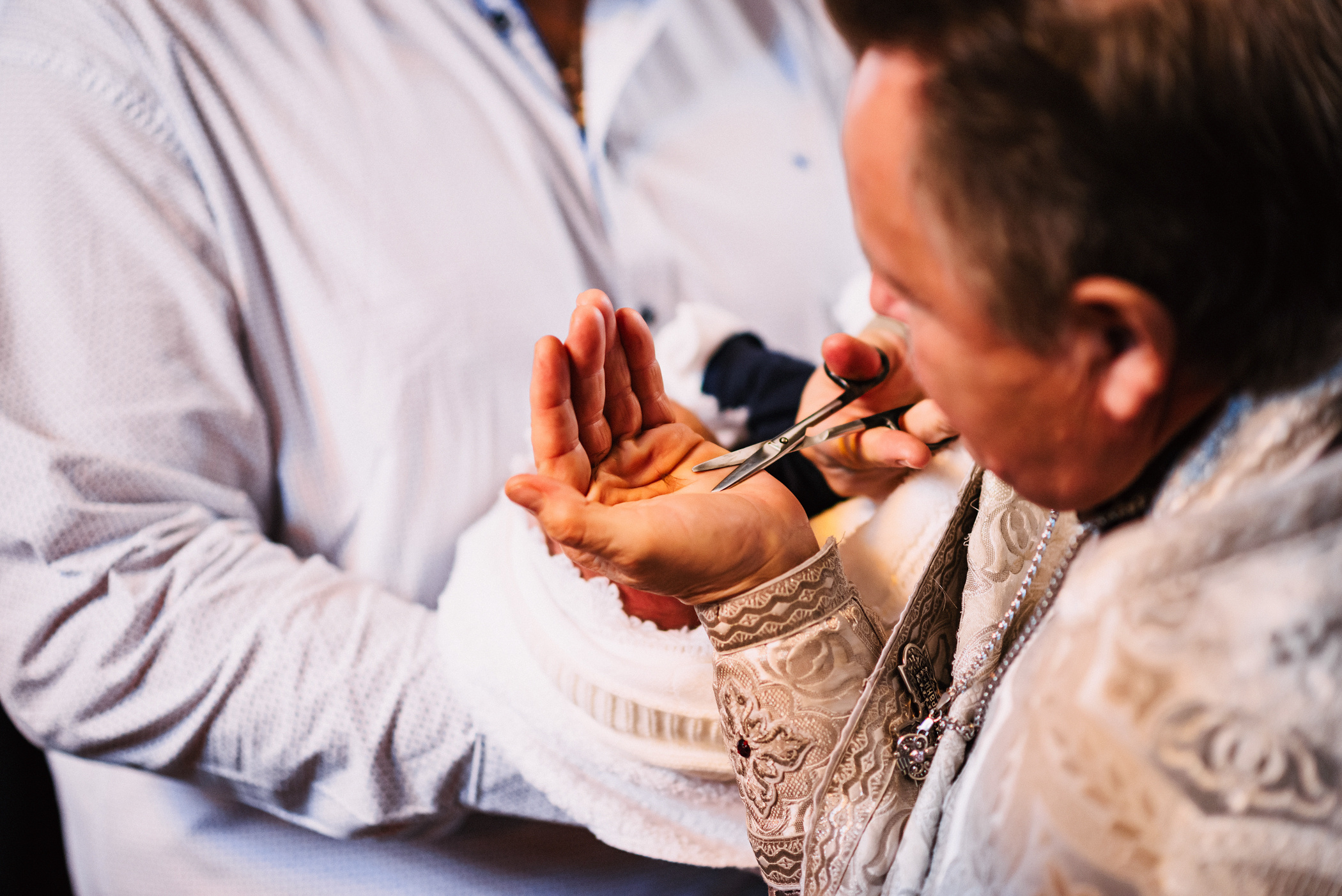 Хрещення маленького янголятка. Весільний фотограф | Рівне | Львів | Ваш фотограф на весілля