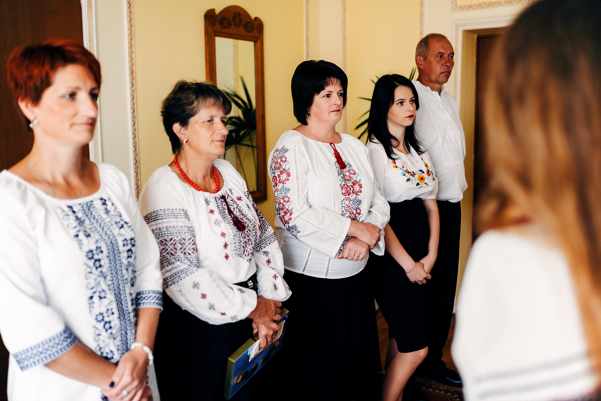 Реєстрація шлюбу в українському стилі. Весільний фотограф | Рівне | Львів | Ваш фотограф на весілля