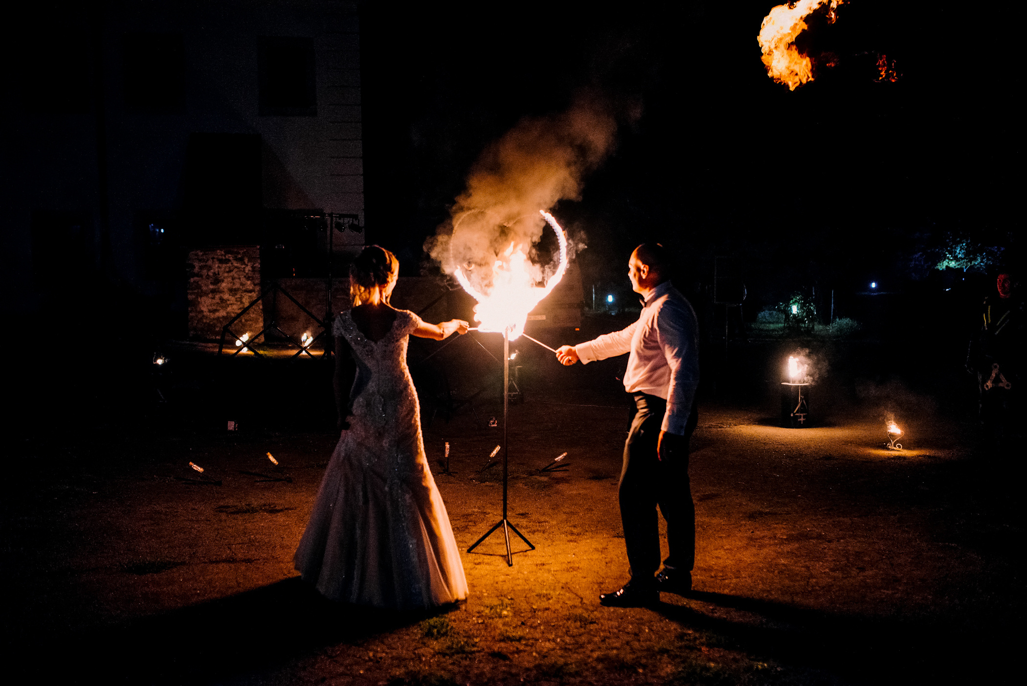 Інтернаціональне весілля в Дубенському замку. Весільний фотограф | Рівне | Львів | Ваш фотограф на весілля
