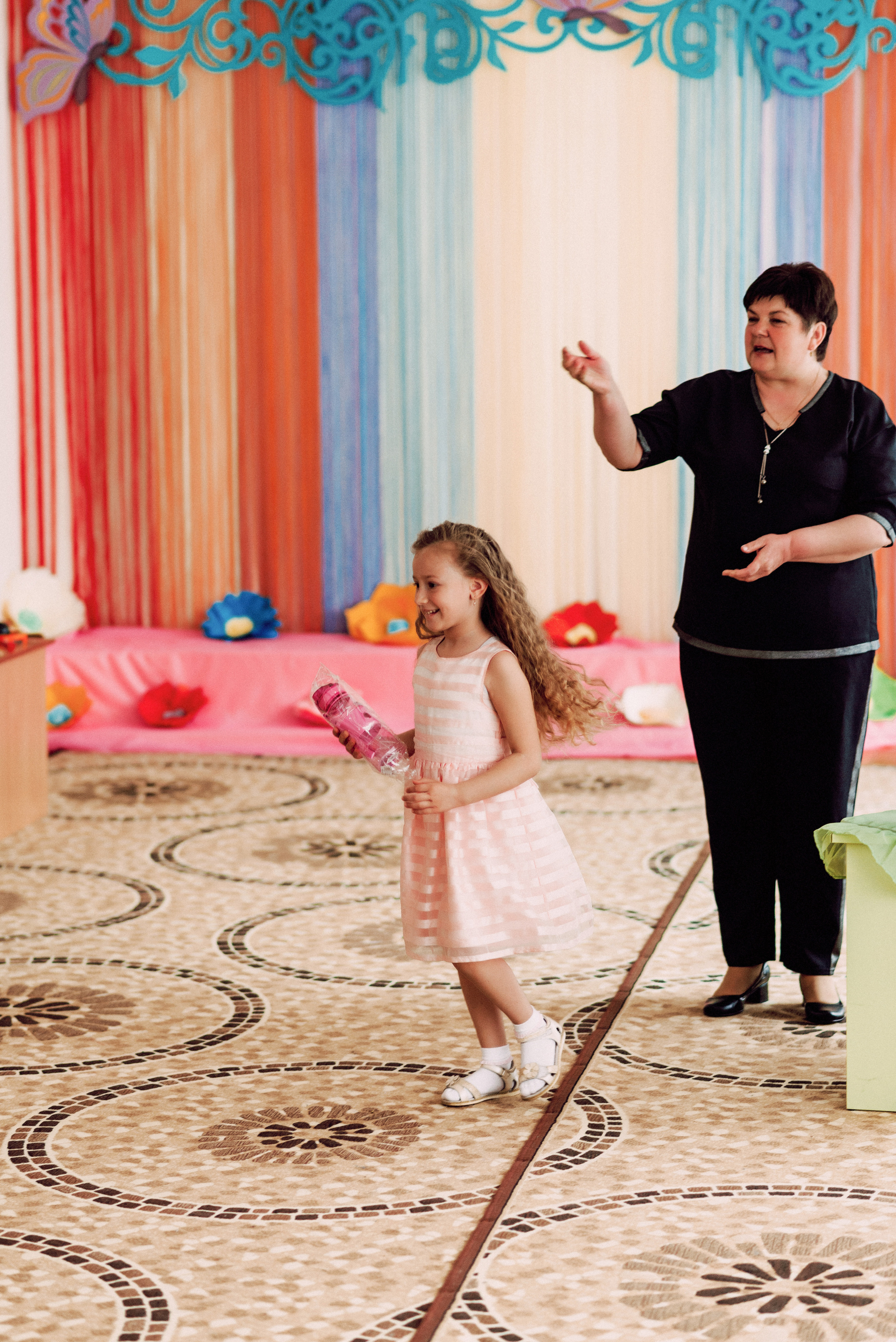 Ранок в садочку. Весільний фотограф | Рівне | Львів | Ваш фотограф на весілля