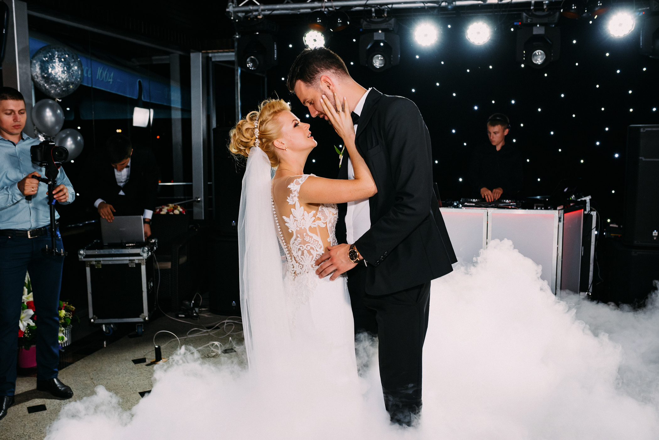 Весілля вишуканої пари у Львові. Весільний фотограф | Рівне | Львів | Ваш фотограф на весілля