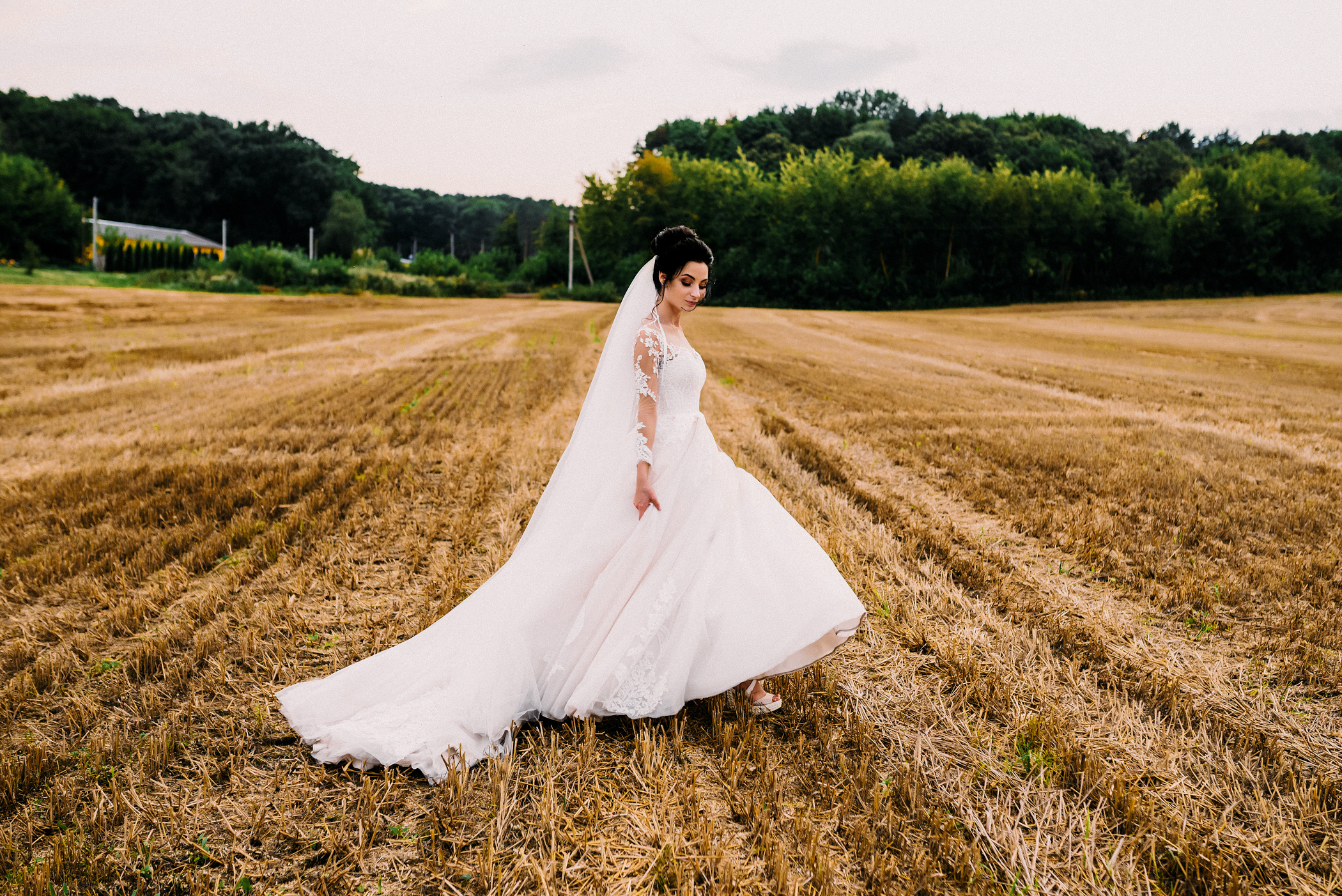Весільна фотозйомка гарної пари в Рівному. Весільний фотограф | Рівне | Львів | Ваш фотограф на весілля