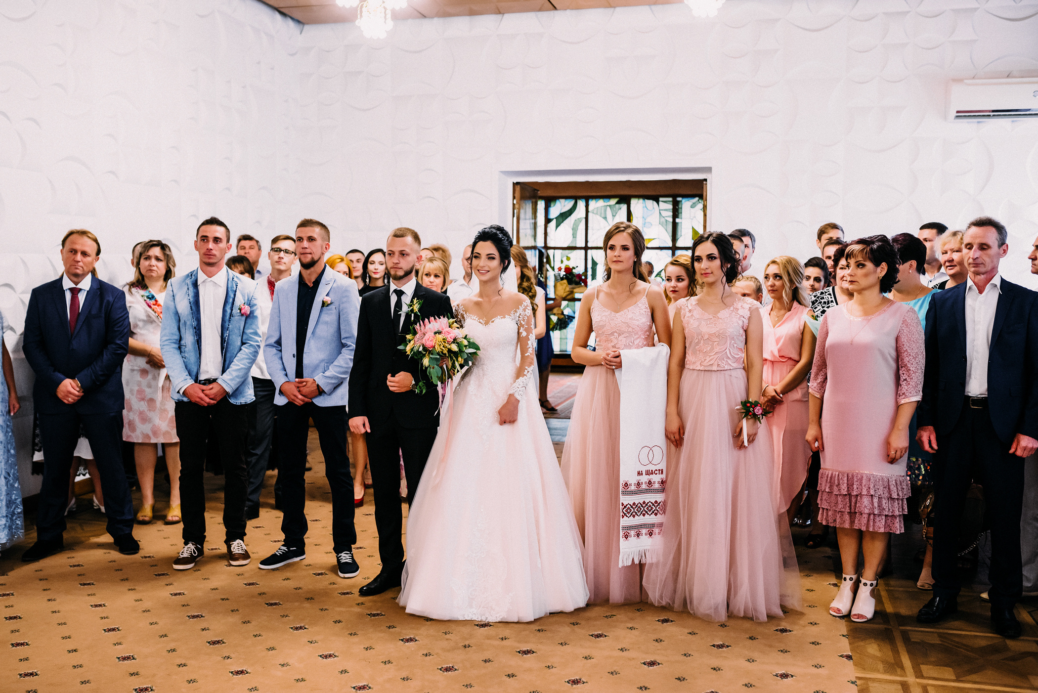 Весільна фотозйомка гарної пари в Рівному. Весільний фотограф | Рівне | Львів | Ваш фотограф на весілля