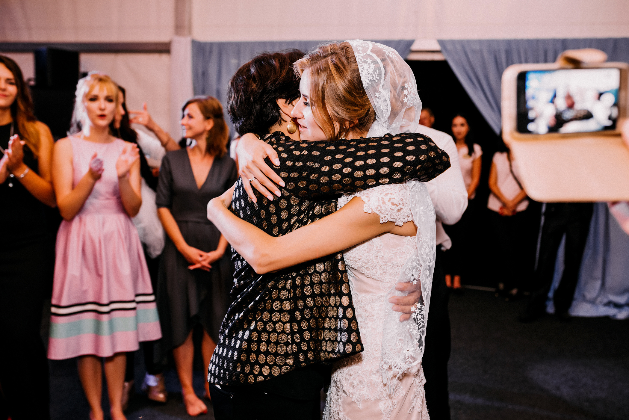 Інтернаціональне весілля в Дубенському замку. Весільний фотограф | Рівне | Львів | Ваш фотограф на весілля