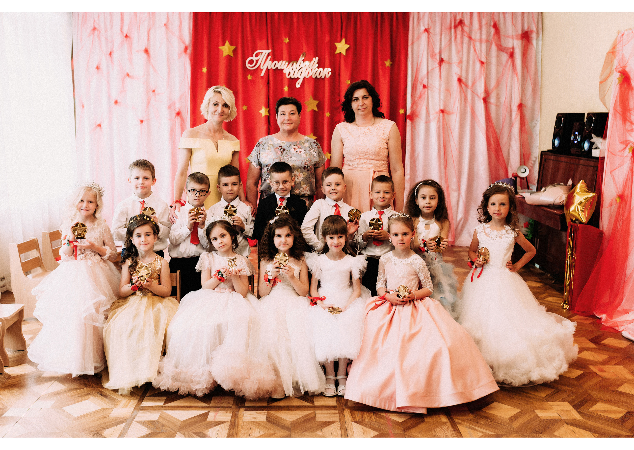 Випускні фотоальбоми. Весільний фотограф | Рівне | Львів | Ваш фотограф на весілля