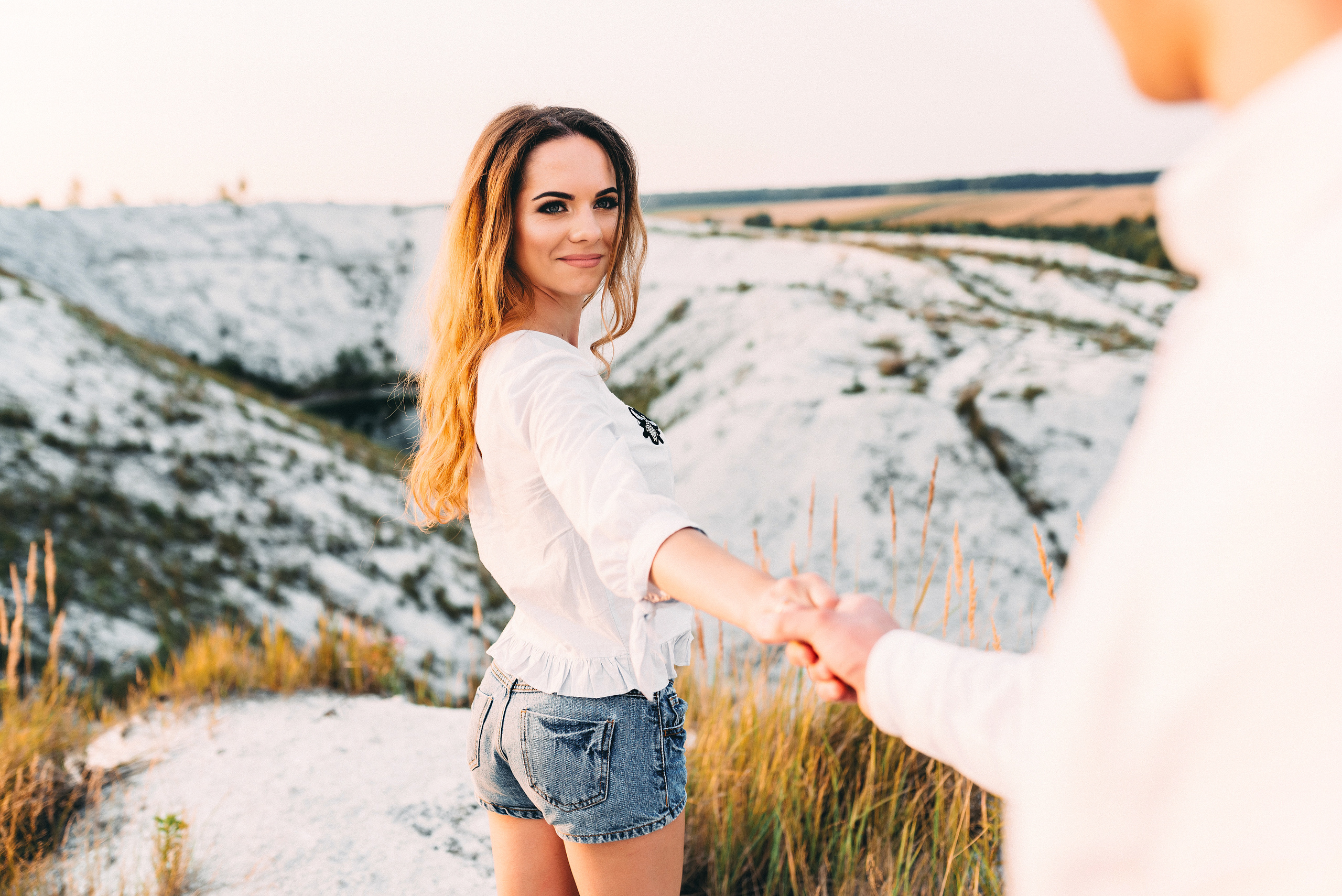 Прогулянка «білими горами» з класною парою. Весільний фотограф | Рівне | Львів | Ваш фотограф на весілля