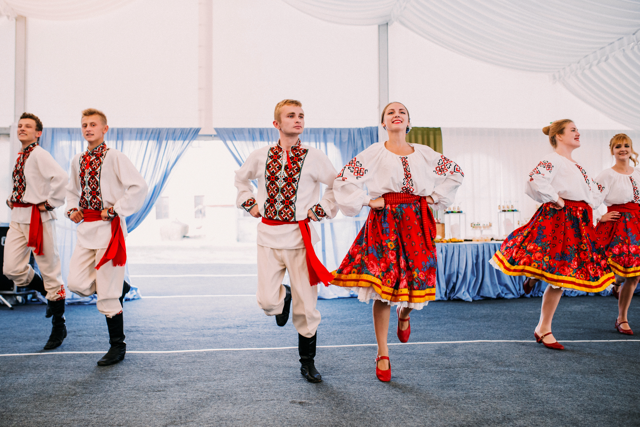 Інтернаціональне весілля в Дубенському замку. Весільний фотограф | Рівне | Львів | Ваш фотограф на весілля