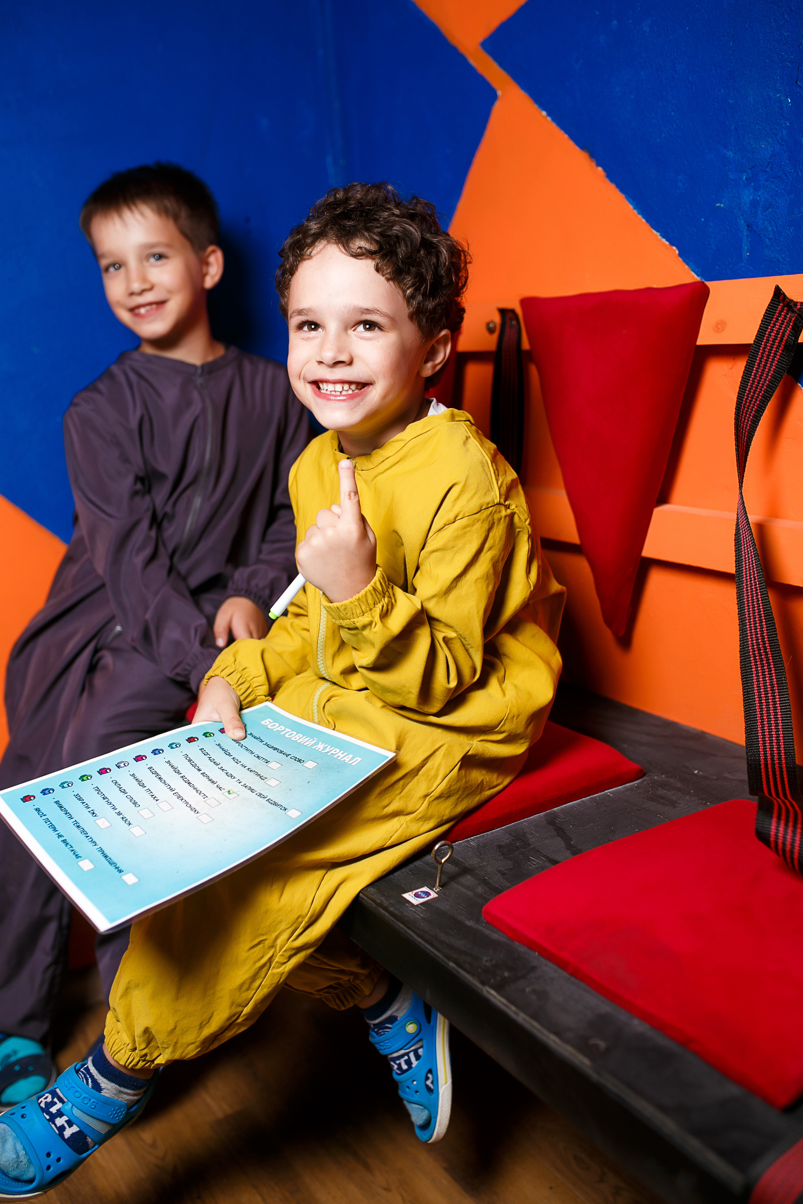 Among Us. Репортажний фотогаф у Дніпрі Ярослав Пархоменко