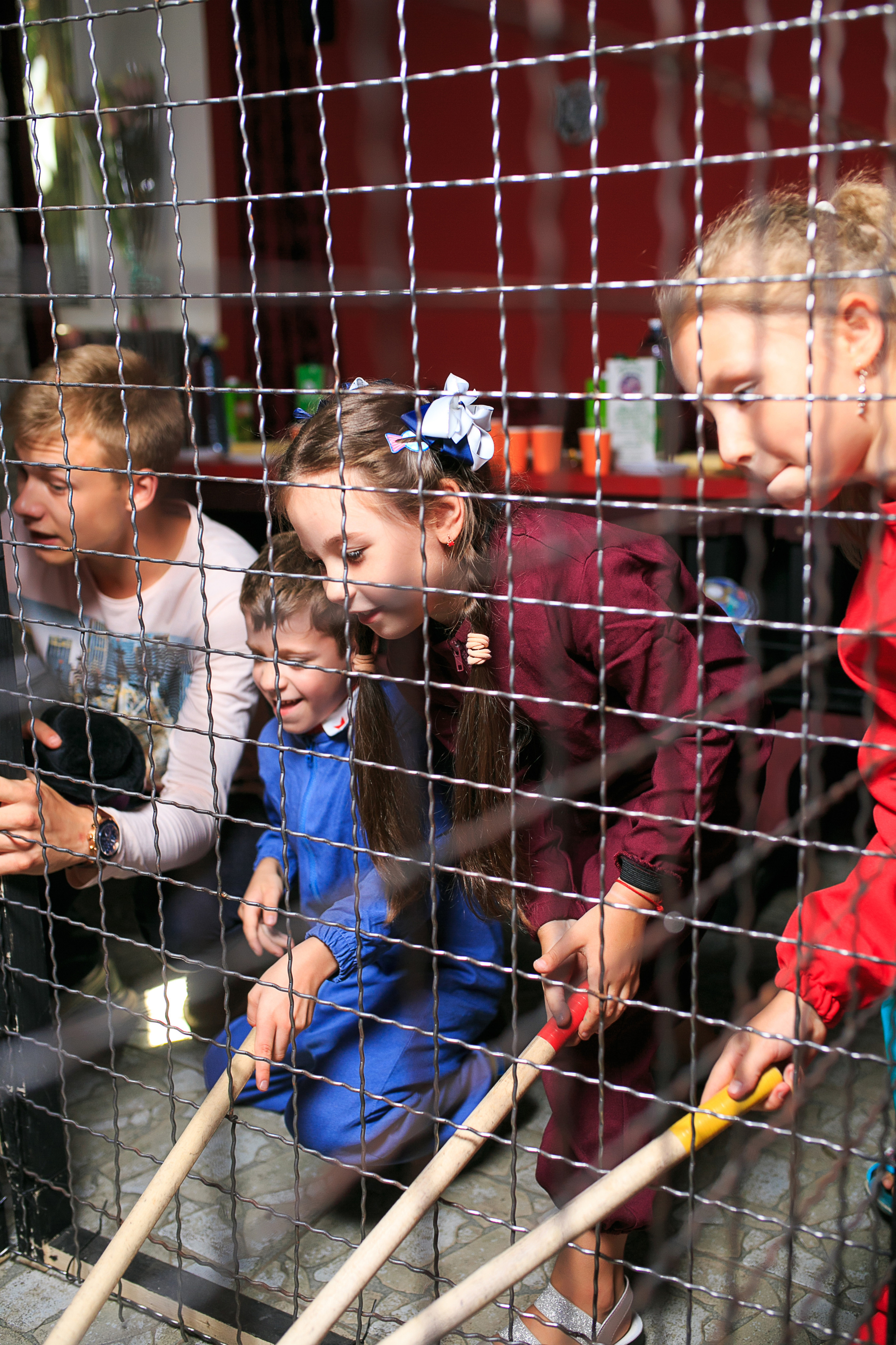 Among Us. Репортажний фотогаф у Дніпрі Ярослав Пархоменко