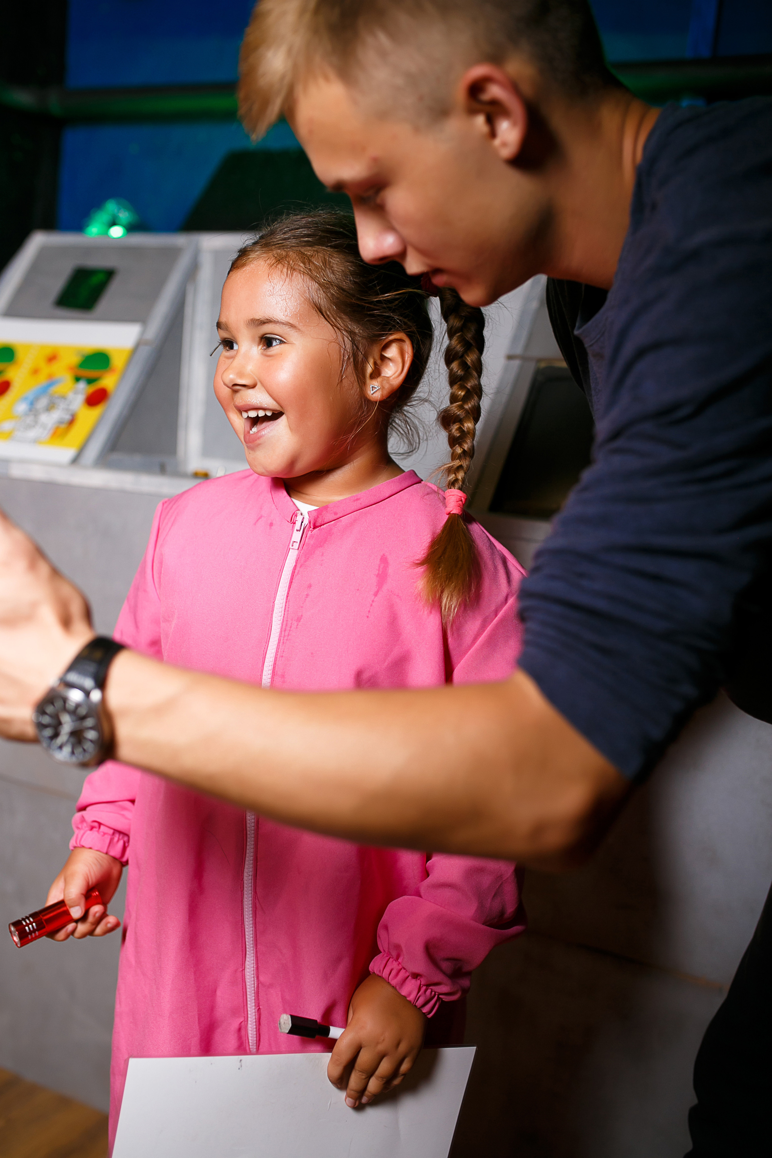 Among Us. Репортажний фотогаф у Дніпрі Ярослав Пархоменко