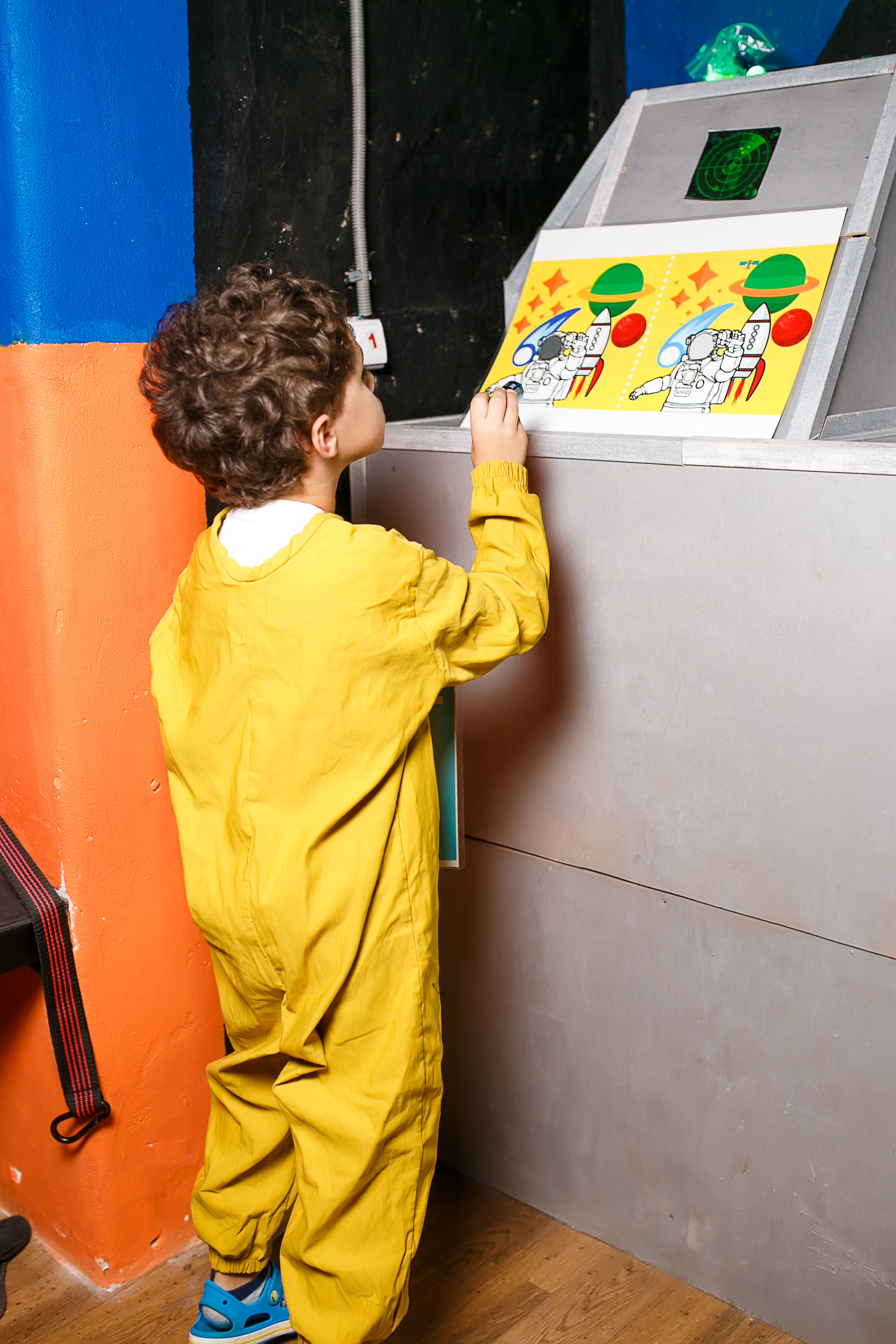 Among Us. Репортажний фотогаф у Дніпрі Ярослав Пархоменко