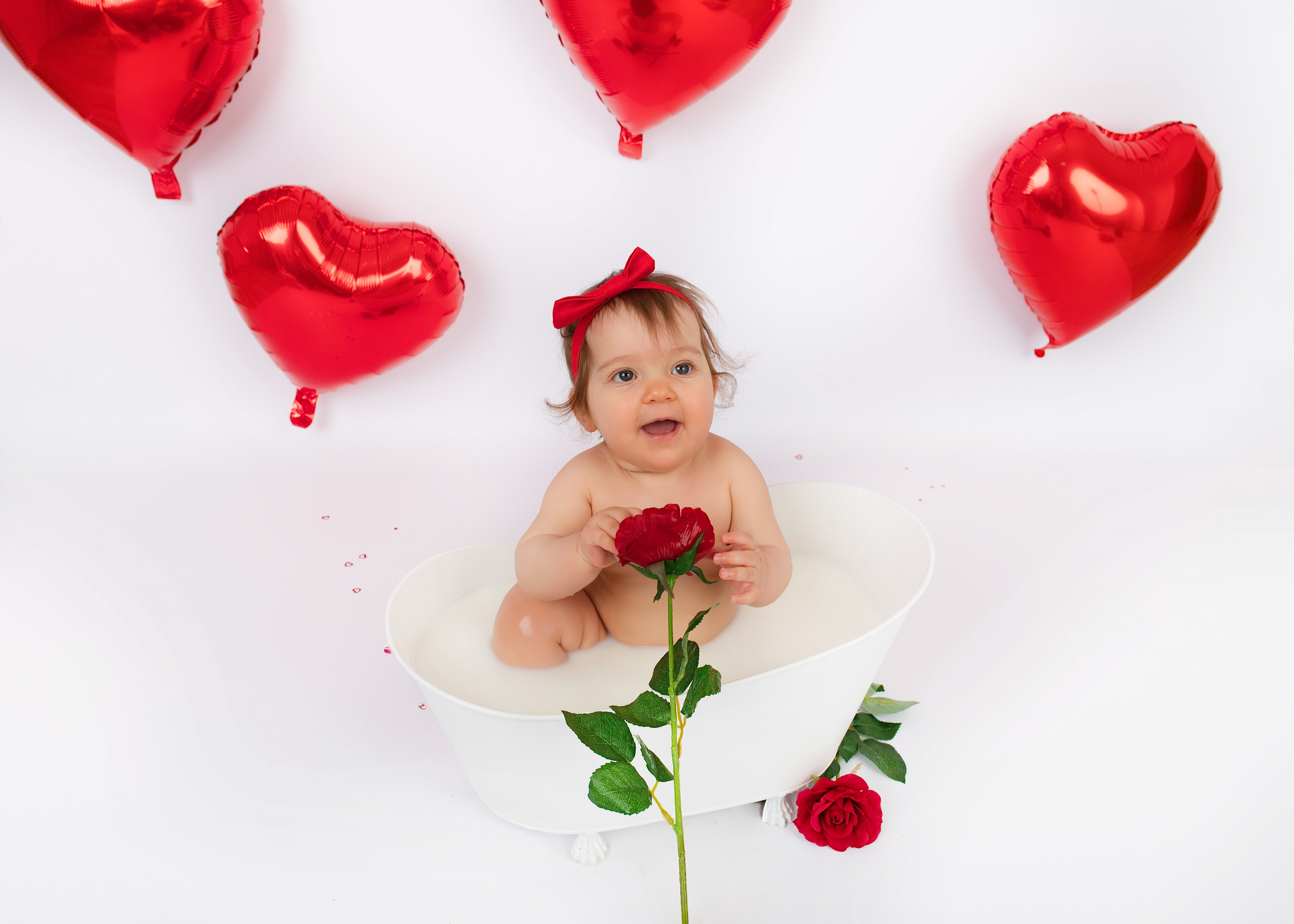 Valentinstag Fotoshooting. Neugeborenen, Babyfotografie Nürtingen Yuliia Kikhaieva