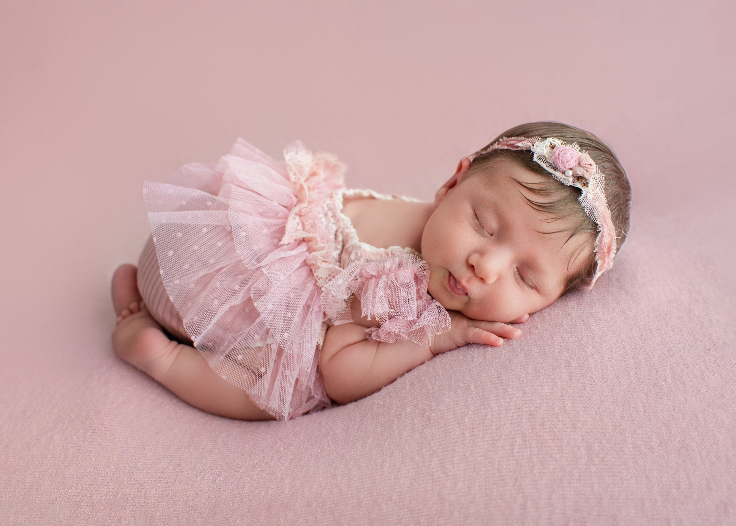 Neugeborenen. Neugeborenen, Babyfotografie Nürtingen Yuliia Kikhaieva