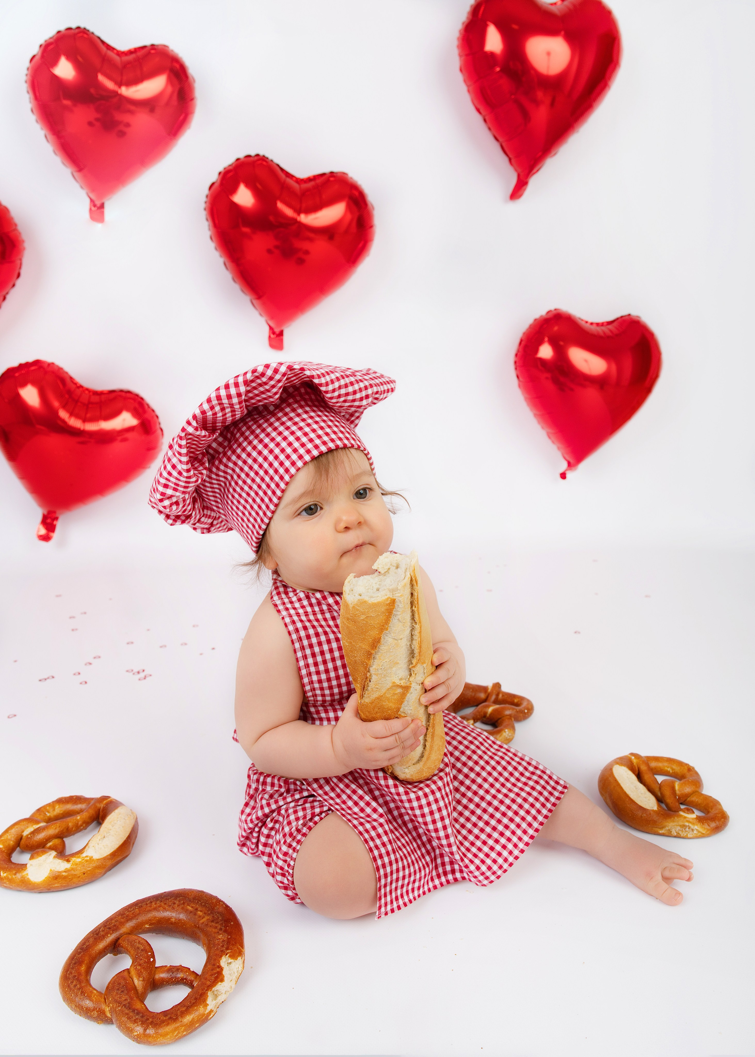 Valentinstag Fotoshooting. Neugeborenen, Babyfotografie Nürtingen Yuliia Kikhaieva