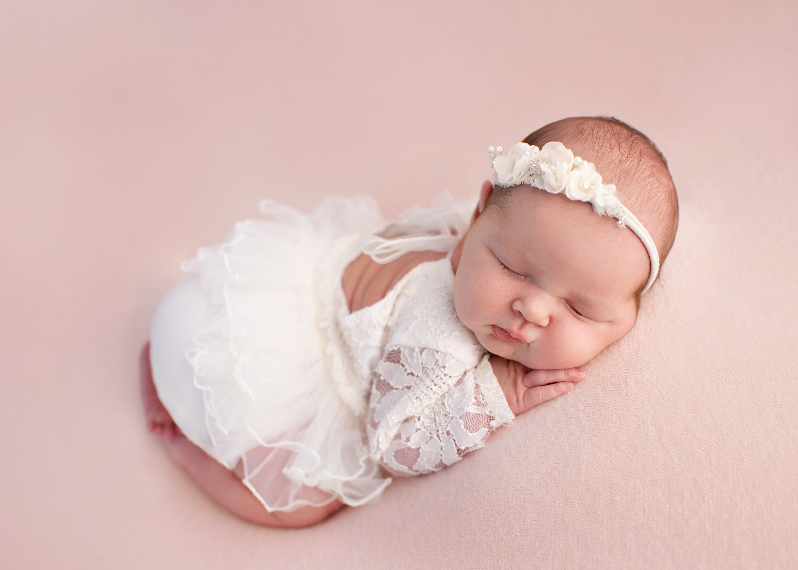 Klassische Neugeborenenfotografie. Neugeborenen, Babyfotografie Nürtingen Yuliia Kikhaieva