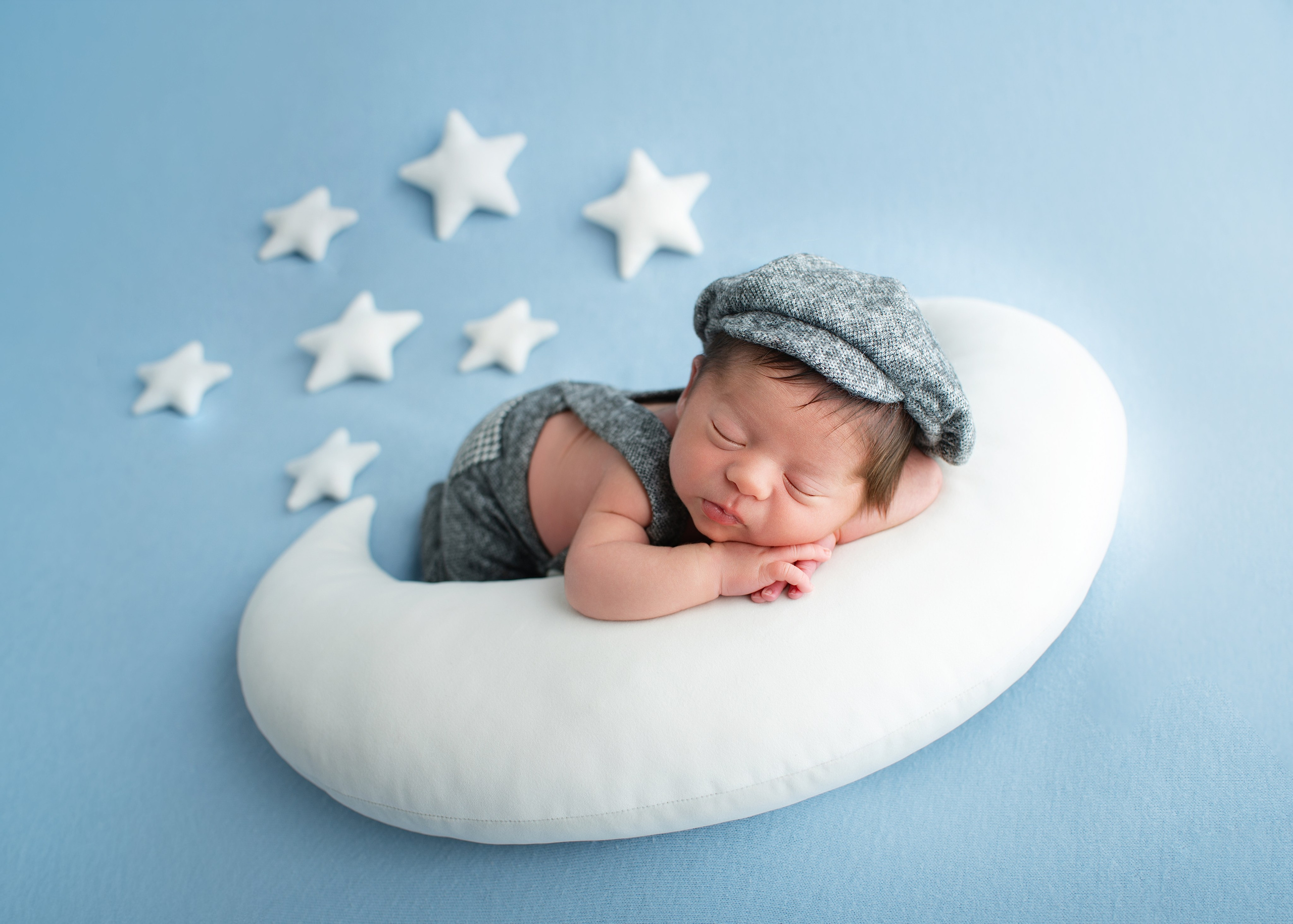Klassische Neugeborenenfotografie. Neugeborenen, Babyfotografie Nürtingen Yuliia Kikhaieva