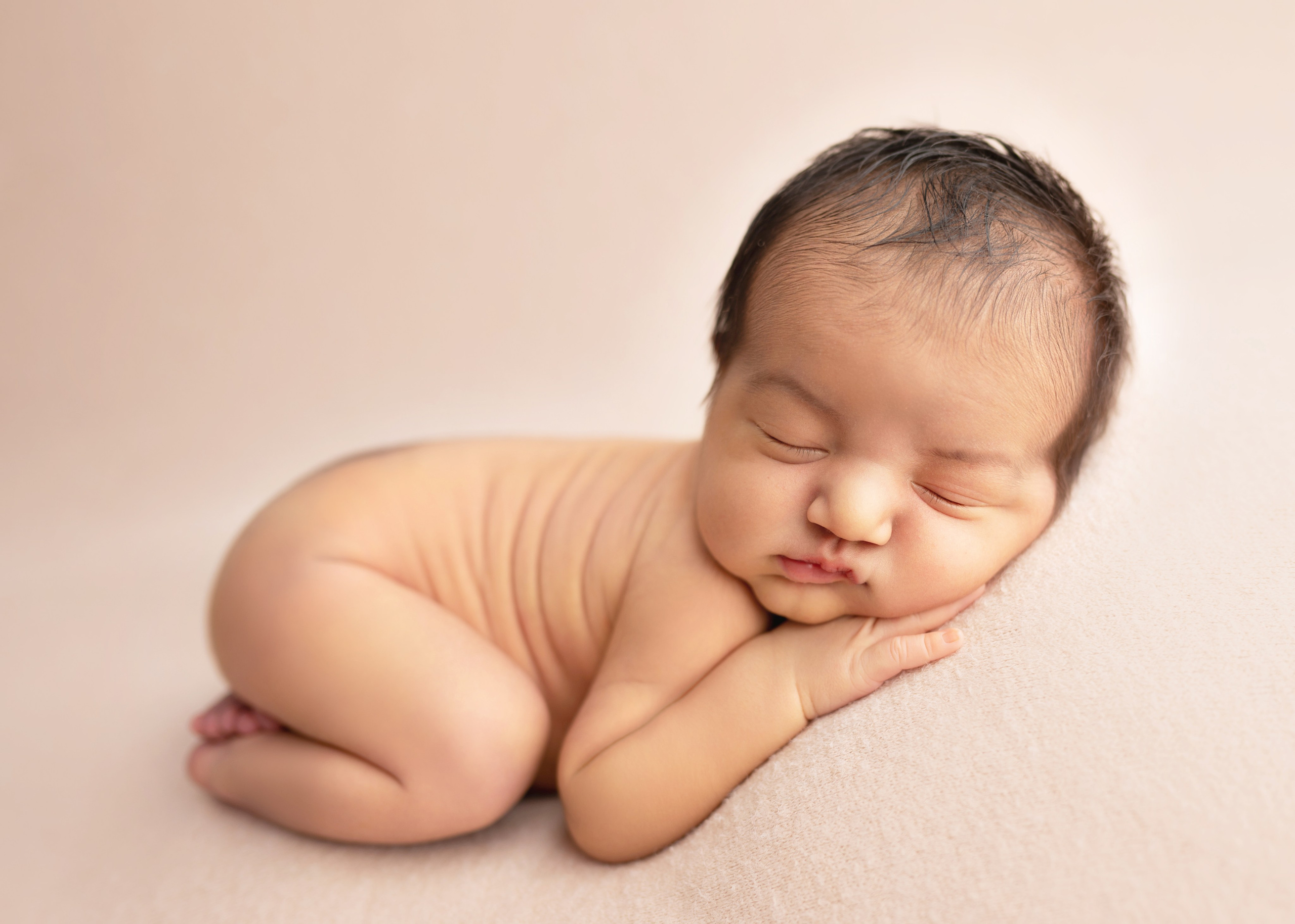 Klassische Neugeborenenfotografie. Neugeborenen, Babyfotografie Nürtingen Yuliia Kikhaieva