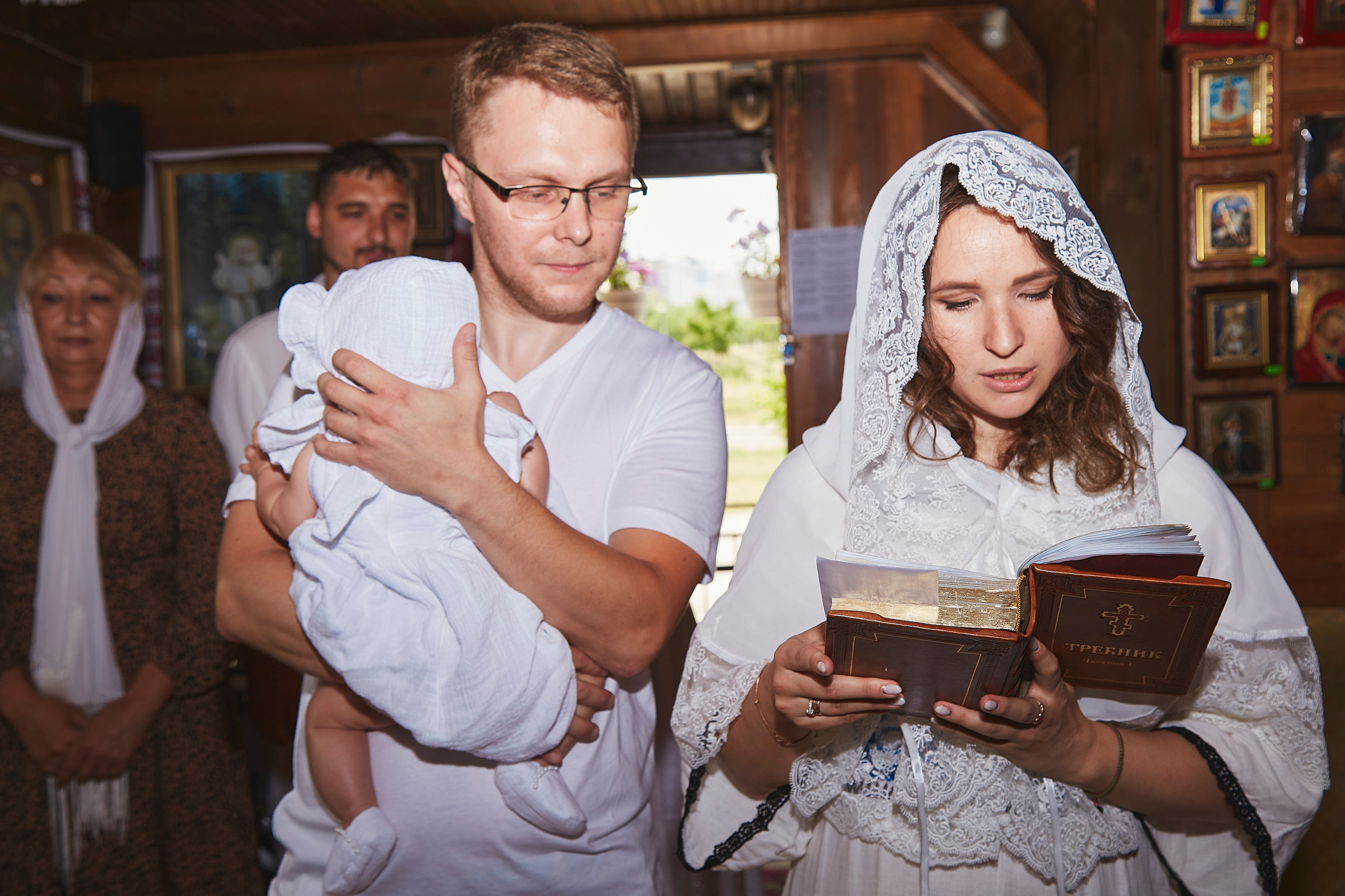 Фотосъемка Таинства Крещения в Киеве. Портретний та сімейний фотограф Київ Наталі Алькема