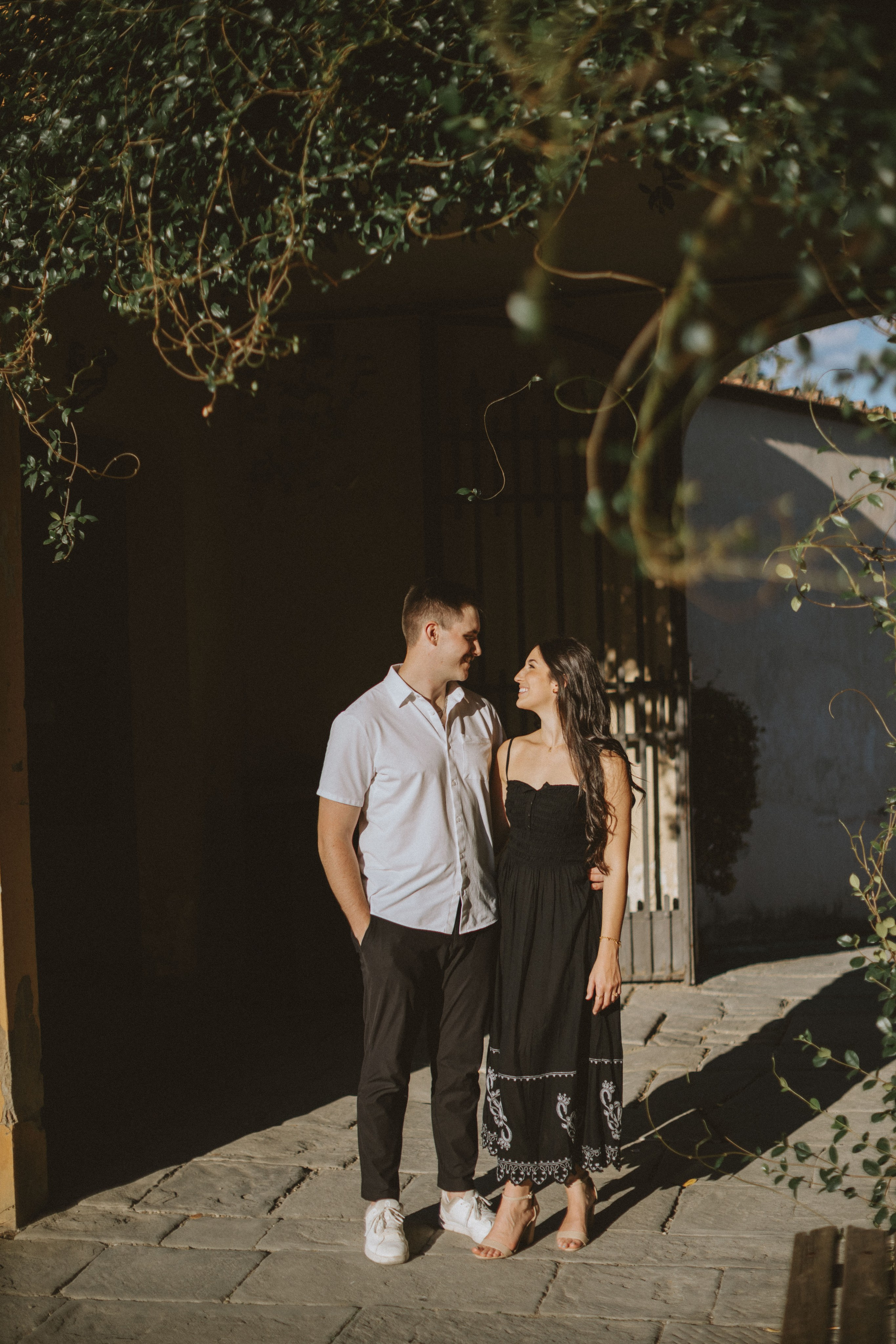 Tuscany & Florence Couples Photographer | Romantic Photoshoots | Kutsan Photography. Wedding Photographer in Florence, Pisa & Tuscany | Candid & Elegant Photography in Italy