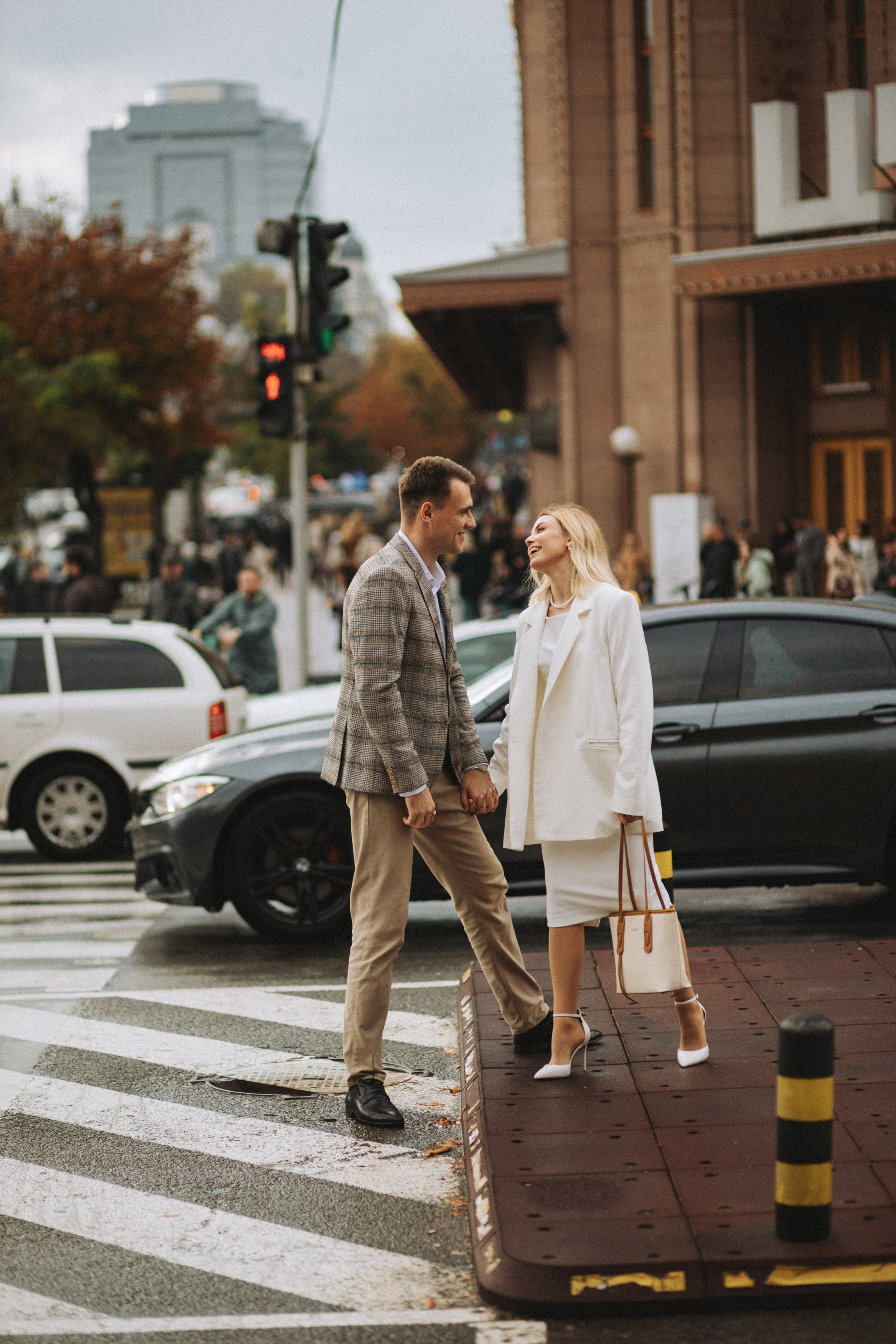 Servizio fotografico di coppia romantico dopo la pioggia - Vlad & Darina. Fotografo di matrimoni a Firenze, Pisa e Toscana | Fotografia spontanea ed elegante in Italia