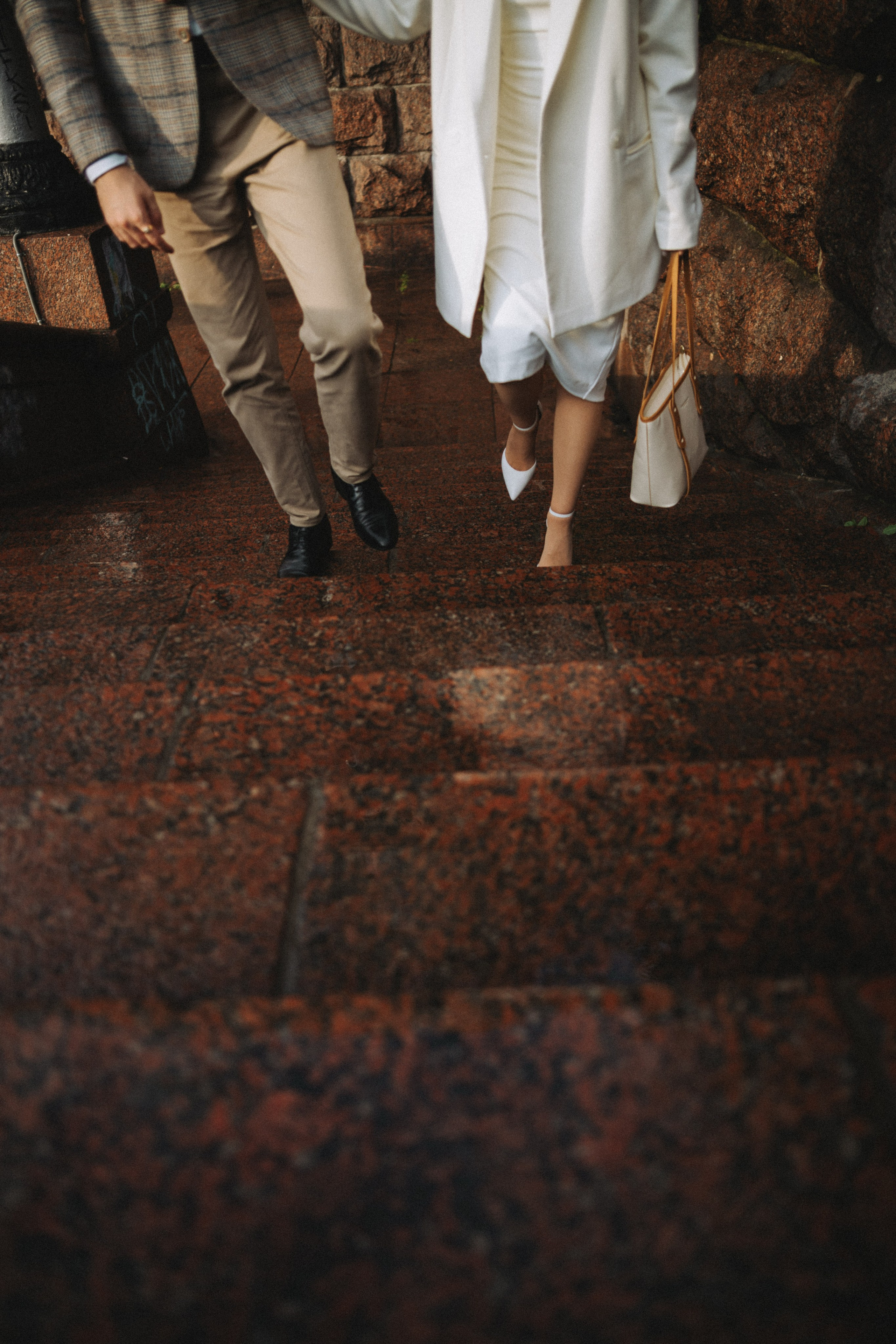Servizio fotografico di coppia romantico dopo la pioggia - Vlad & Darina. Fotografo di matrimoni a Firenze, Pisa e Toscana | Fotografia spontanea ed elegante in Italia