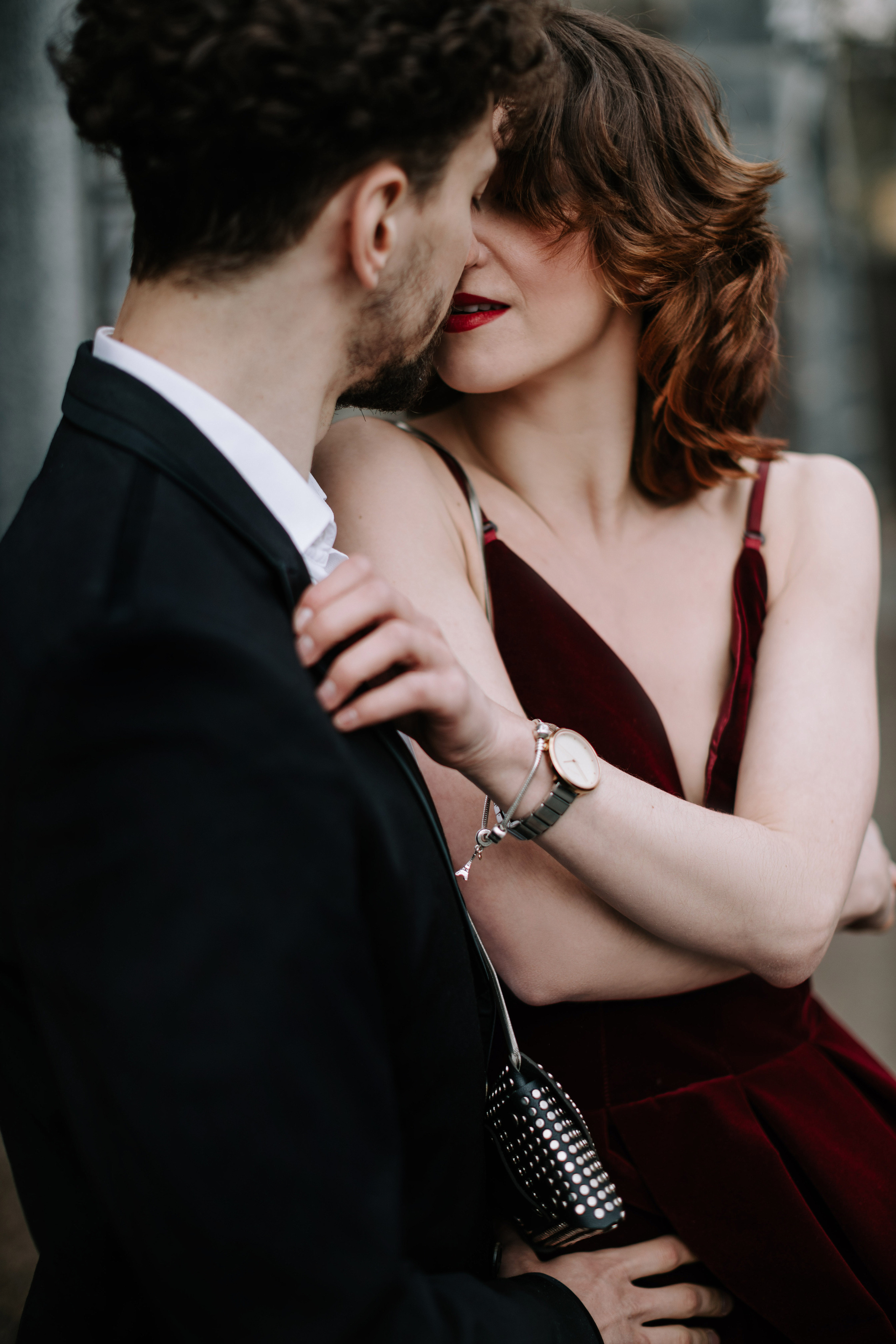 Фотосессия влюбленной пары в городе. Wedding Photographer in Florence, Pisa & Tuscany | Candid & Elegant Photography in Italy