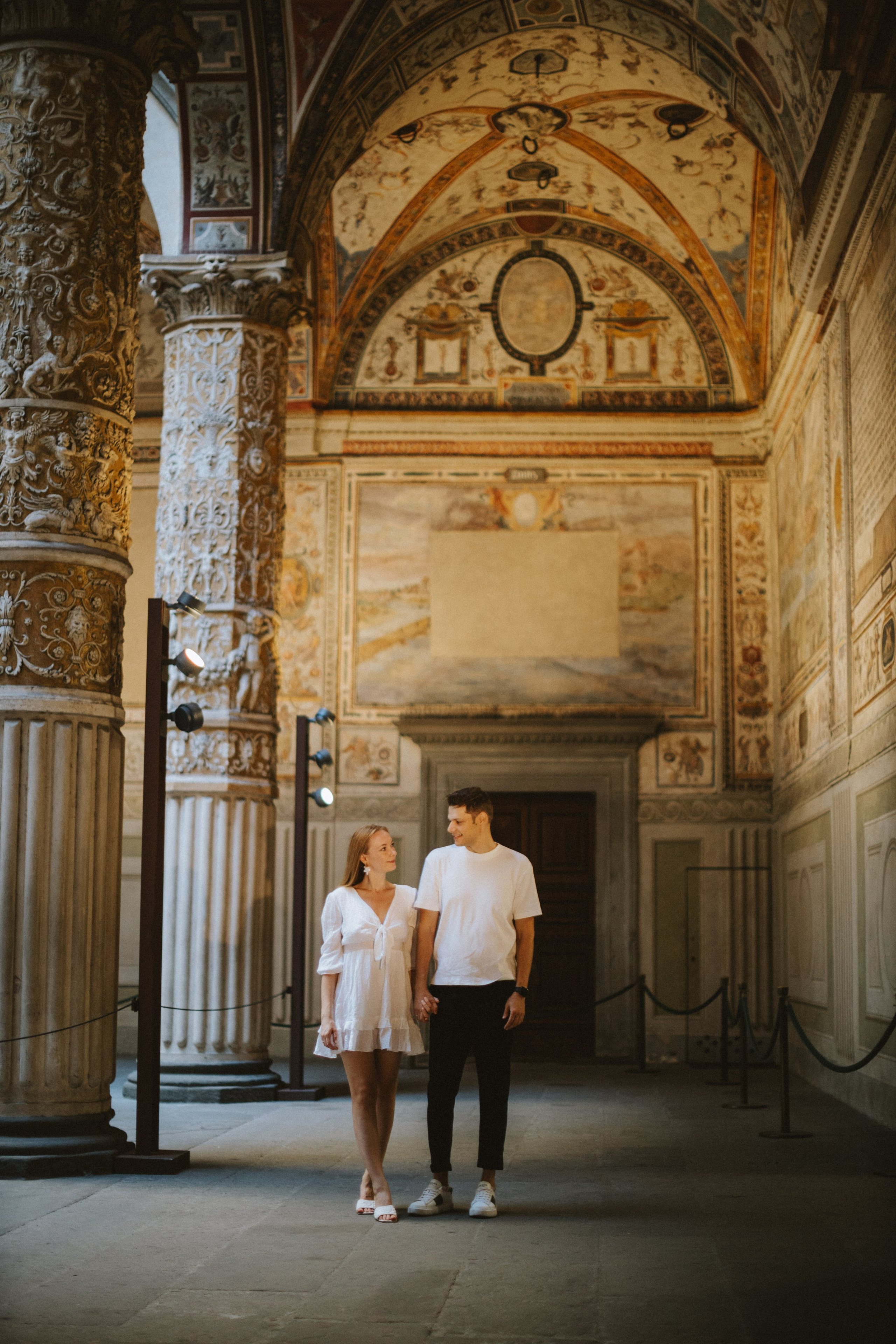 Tuscany & Florence Couples Photographer | Romantic Photoshoots | Kutsan Photography. Wedding Photographer in Florence, Pisa & Tuscany | Candid & Elegant Photography in Italy