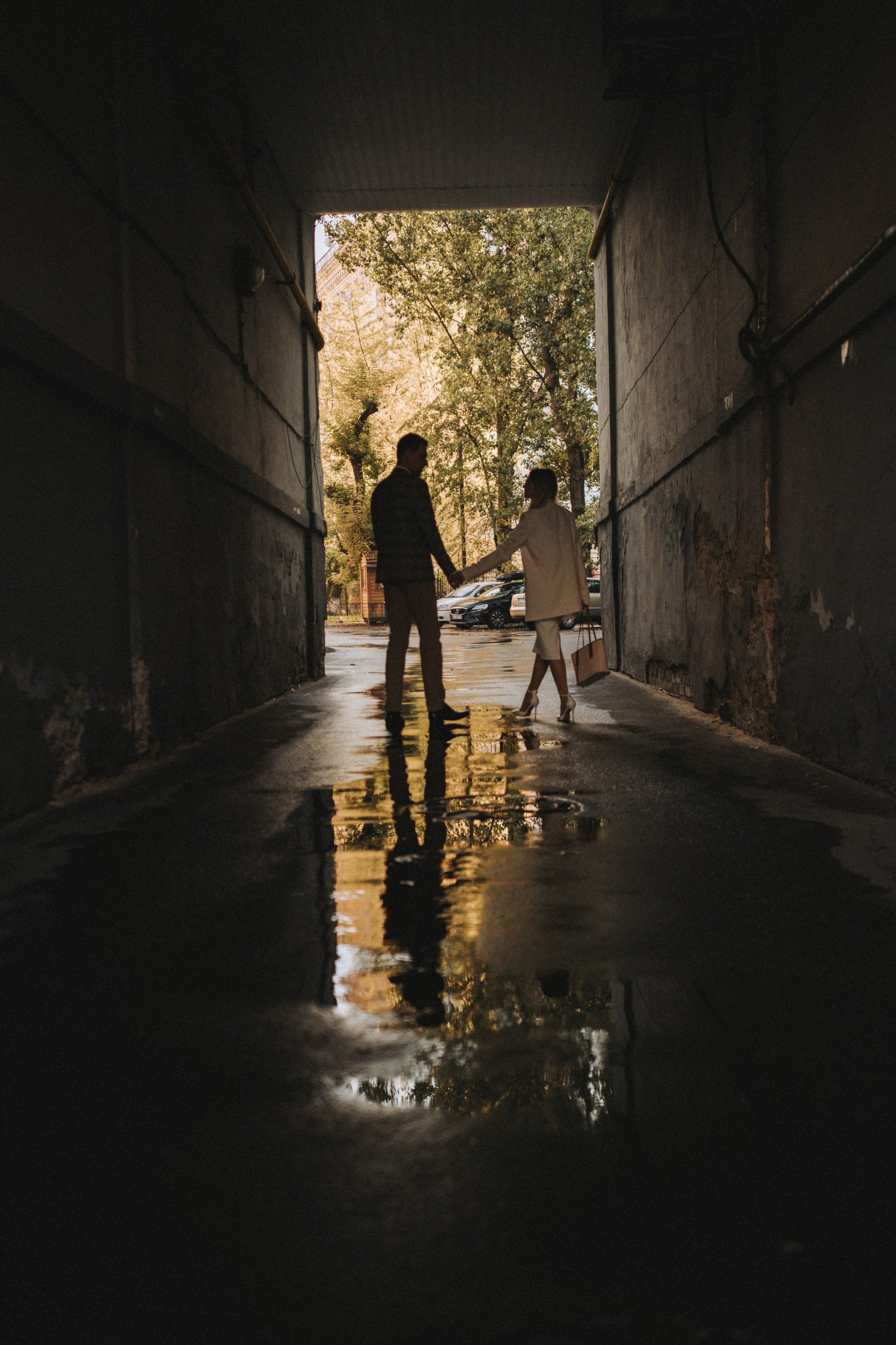 Servizio fotografico di coppia romantico dopo la pioggia - Vlad & Darina. Fotografo di matrimoni a Firenze, Pisa e Toscana | Fotografia spontanea ed elegante in Italia