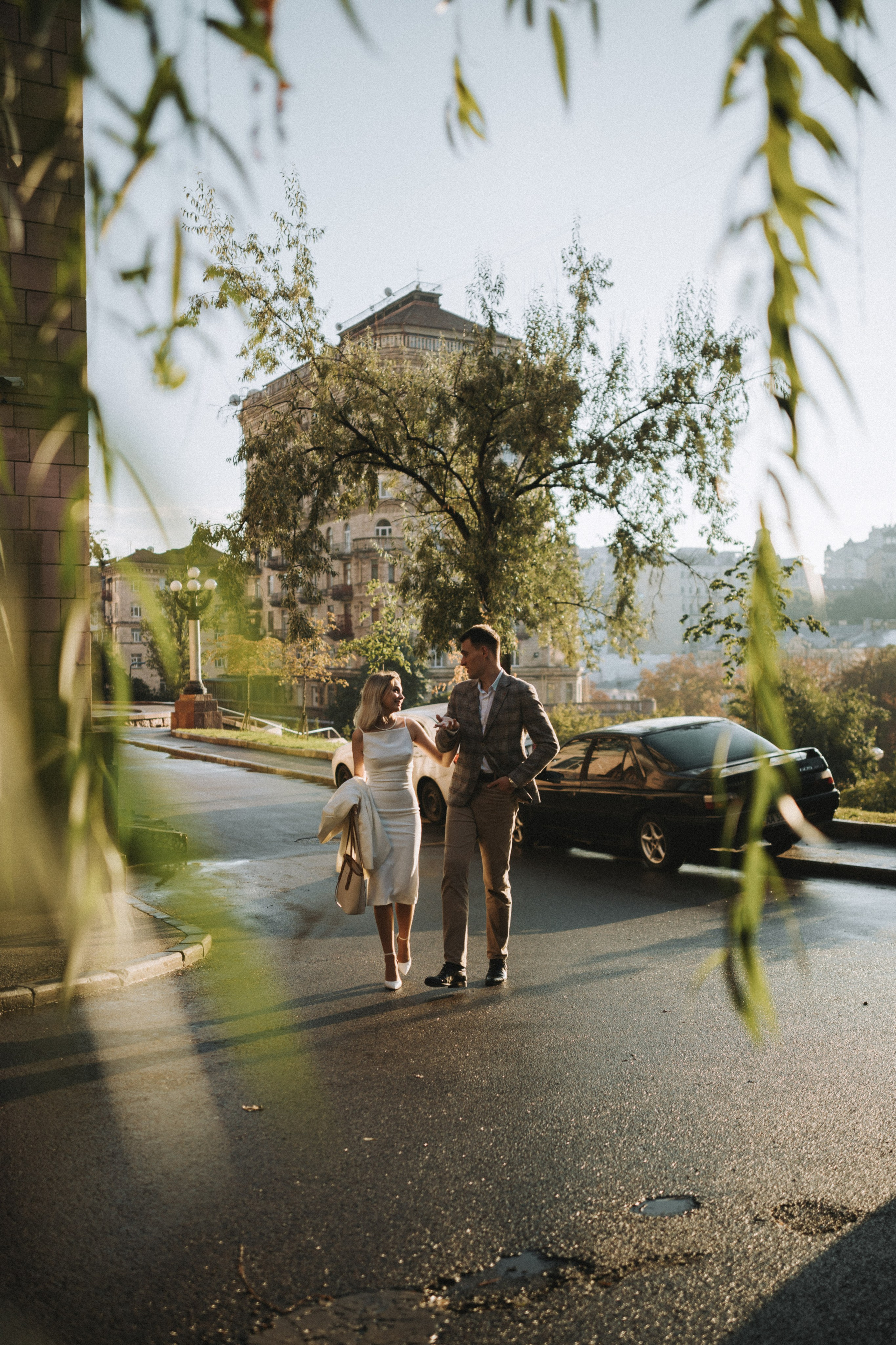 Servizio fotografico di coppia romantico dopo la pioggia - Vlad & Darina. Fotografo di matrimoni a Firenze, Pisa e Toscana | Fotografia spontanea ed elegante in Italia