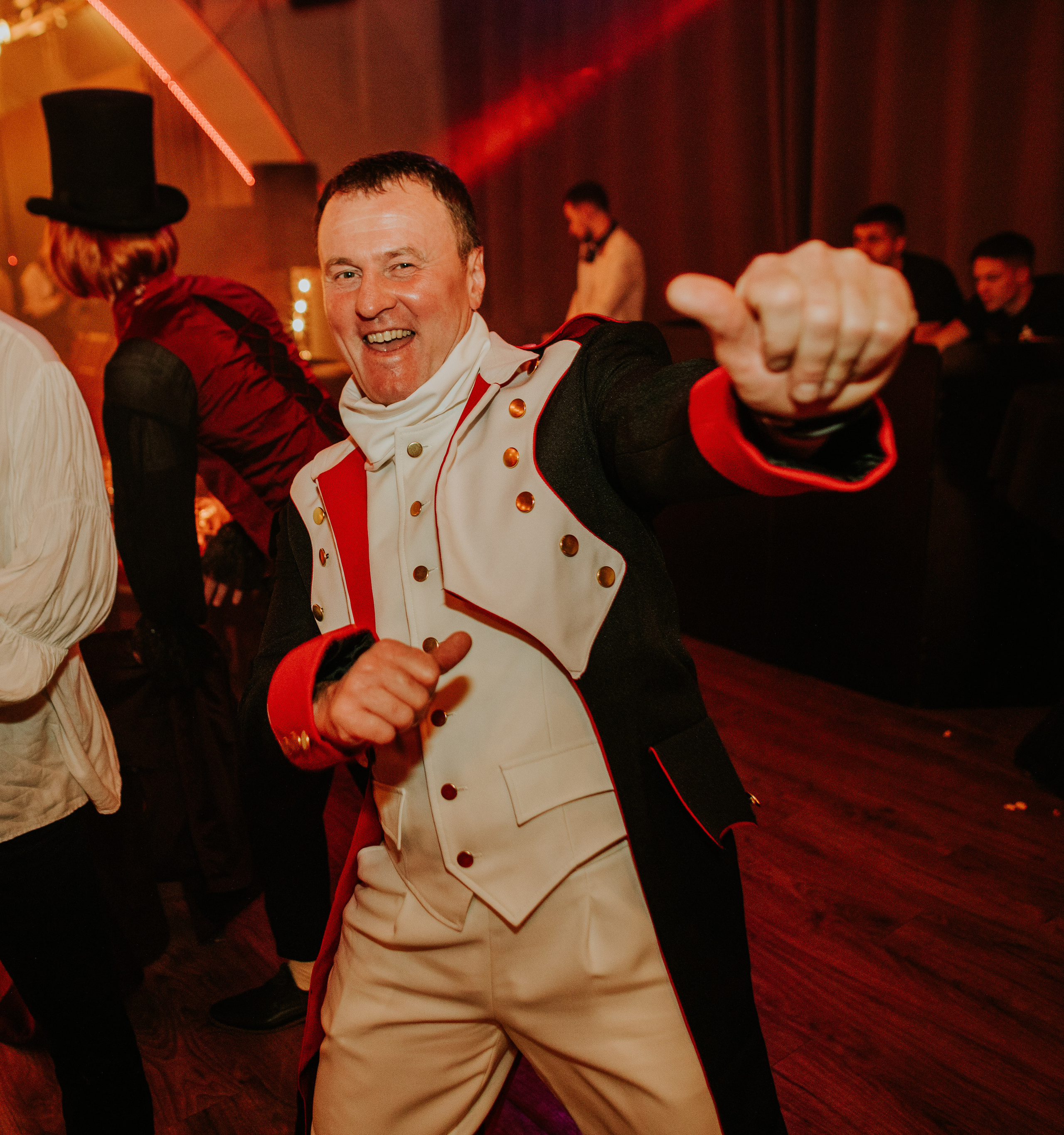 Roman & Anya. Fotografo di matrimoni a Firenze, Pisa e Toscana | Fotografia spontanea ed elegante in Italia