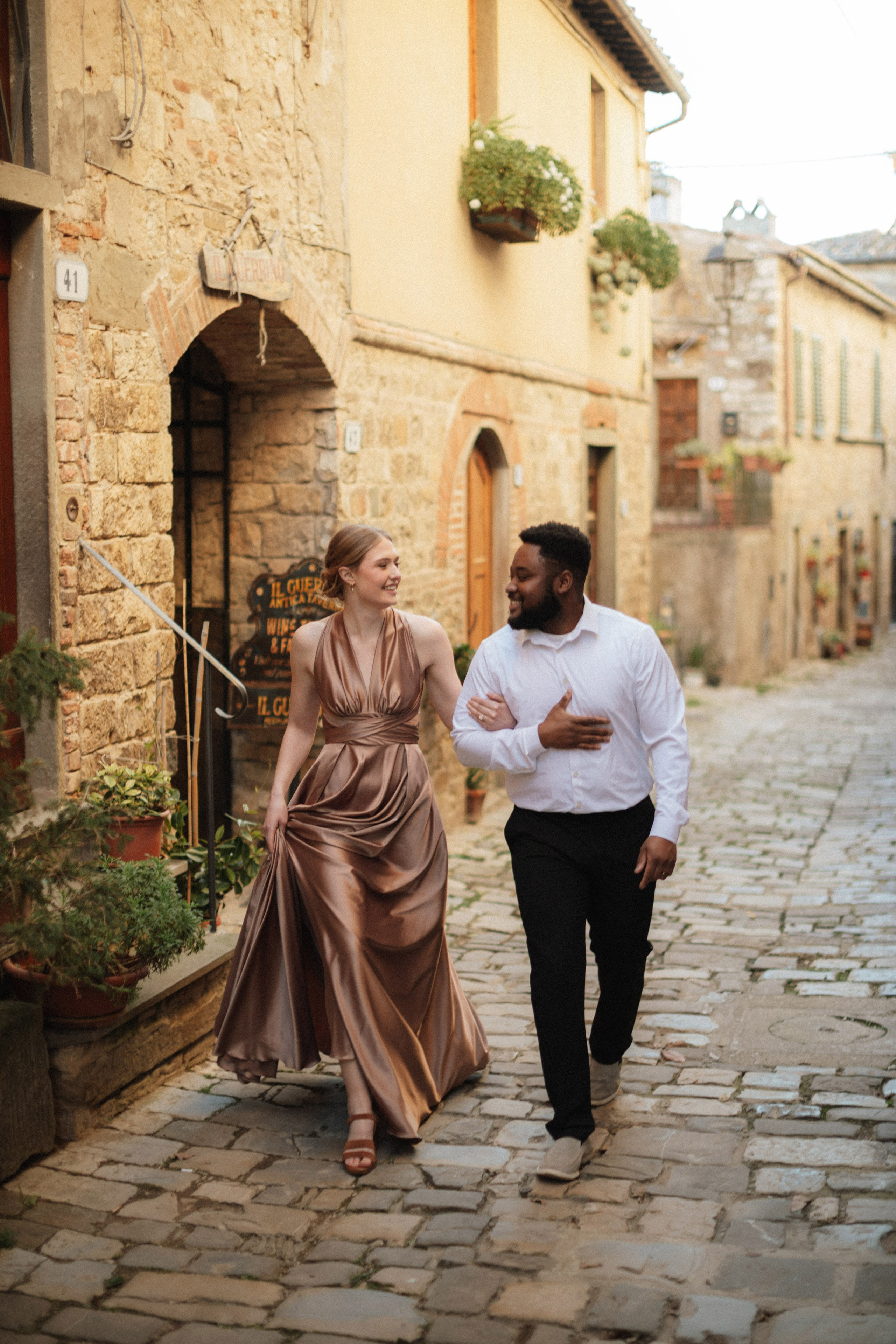 Fotografo di Coppia in Toscana e a Firenze | Servizi Fotografici Romantici | Kutsan Photography. Fotografo di matrimoni a Firenze, Pisa e Toscana | Fotografia spontanea ed elegante in Italia