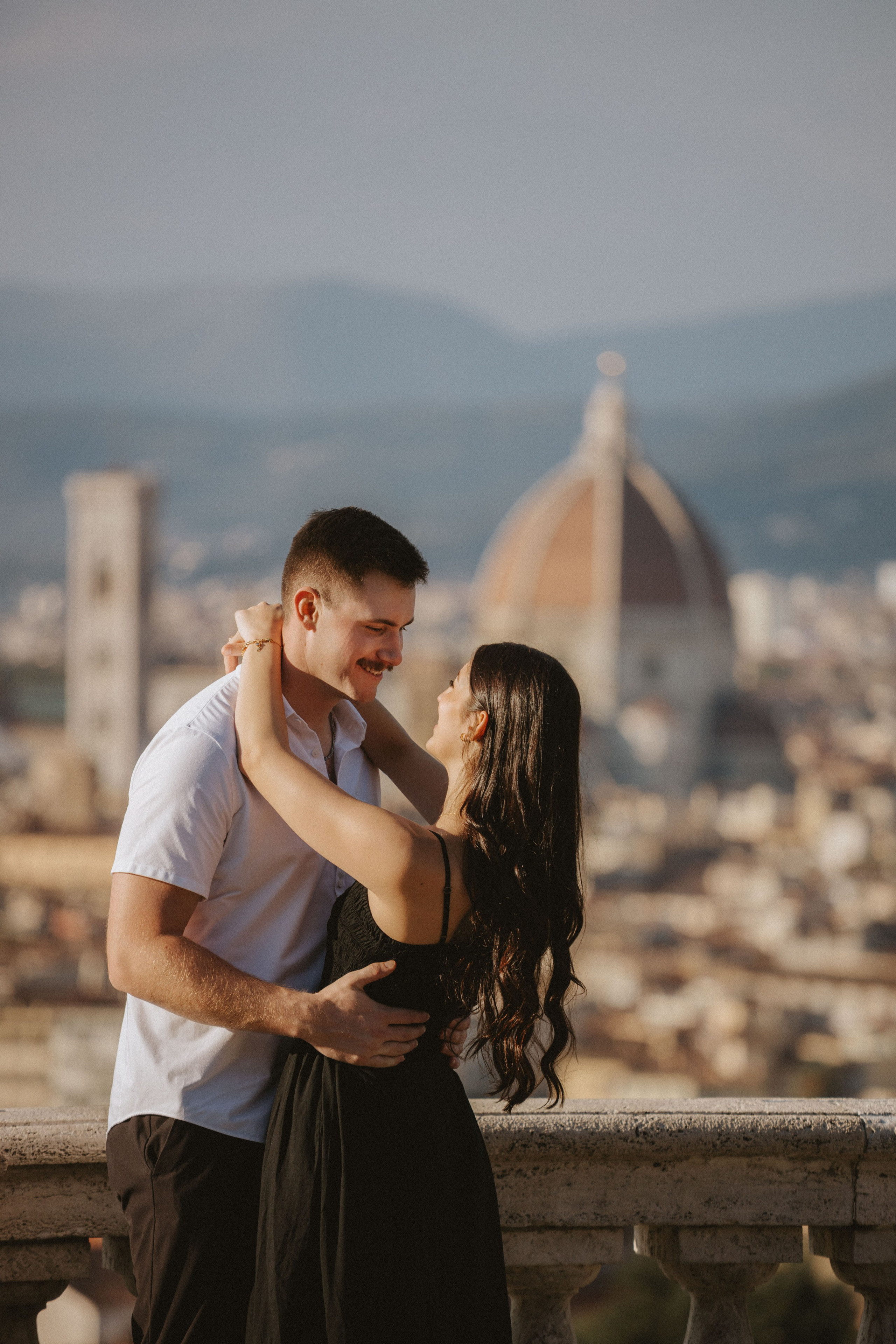 Tuscany & Florence Couples Photographer | Romantic Photoshoots | Kutsan Photography. Wedding Photographer in Florence, Pisa & Tuscany | Candid & Elegant Photography in Italy