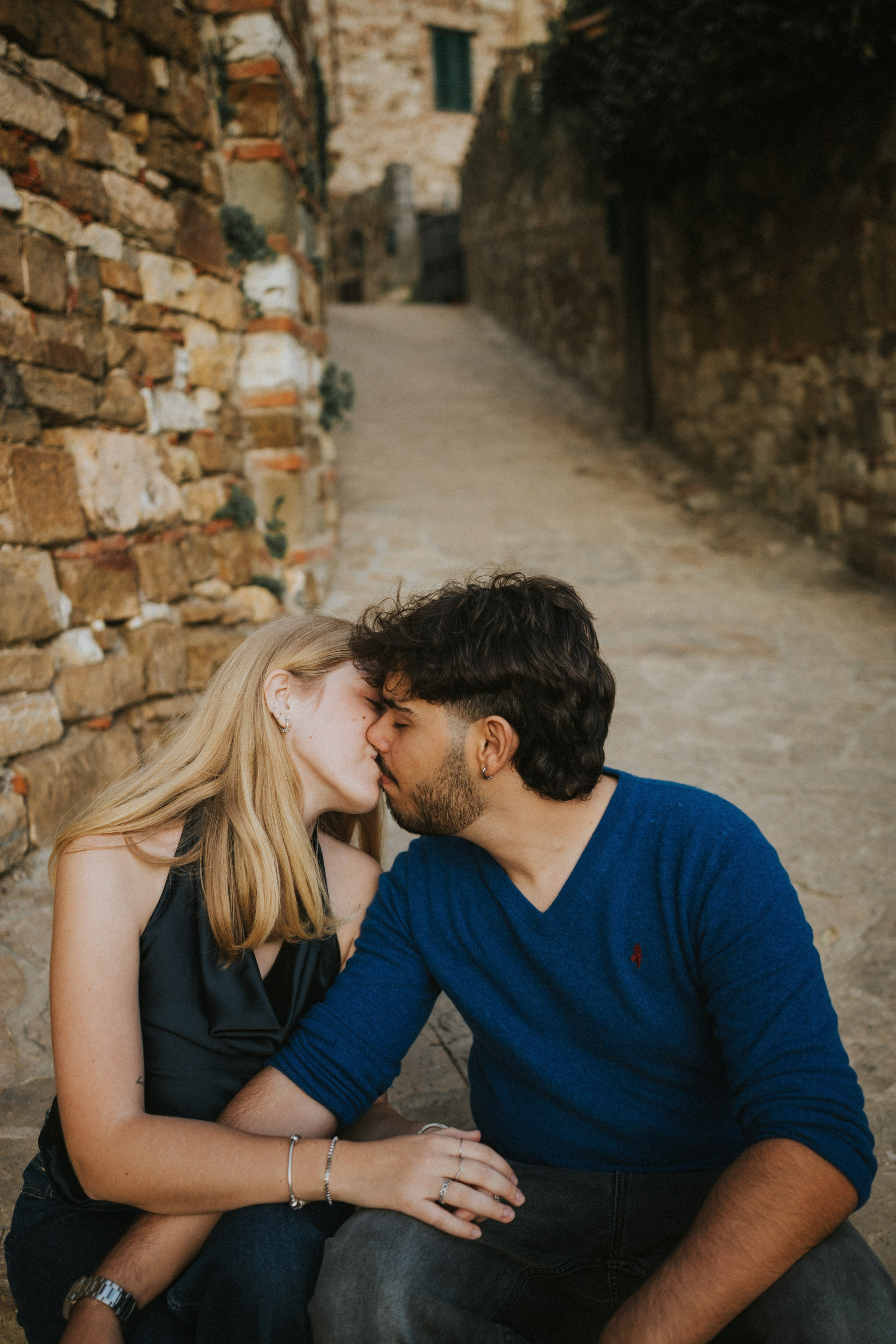 Tuscany & Florence Couples Photographer | Romantic Photoshoots | Kutsan Photography. Wedding Photographer in Florence, Pisa & Tuscany | Candid & Elegant Photography in Italy