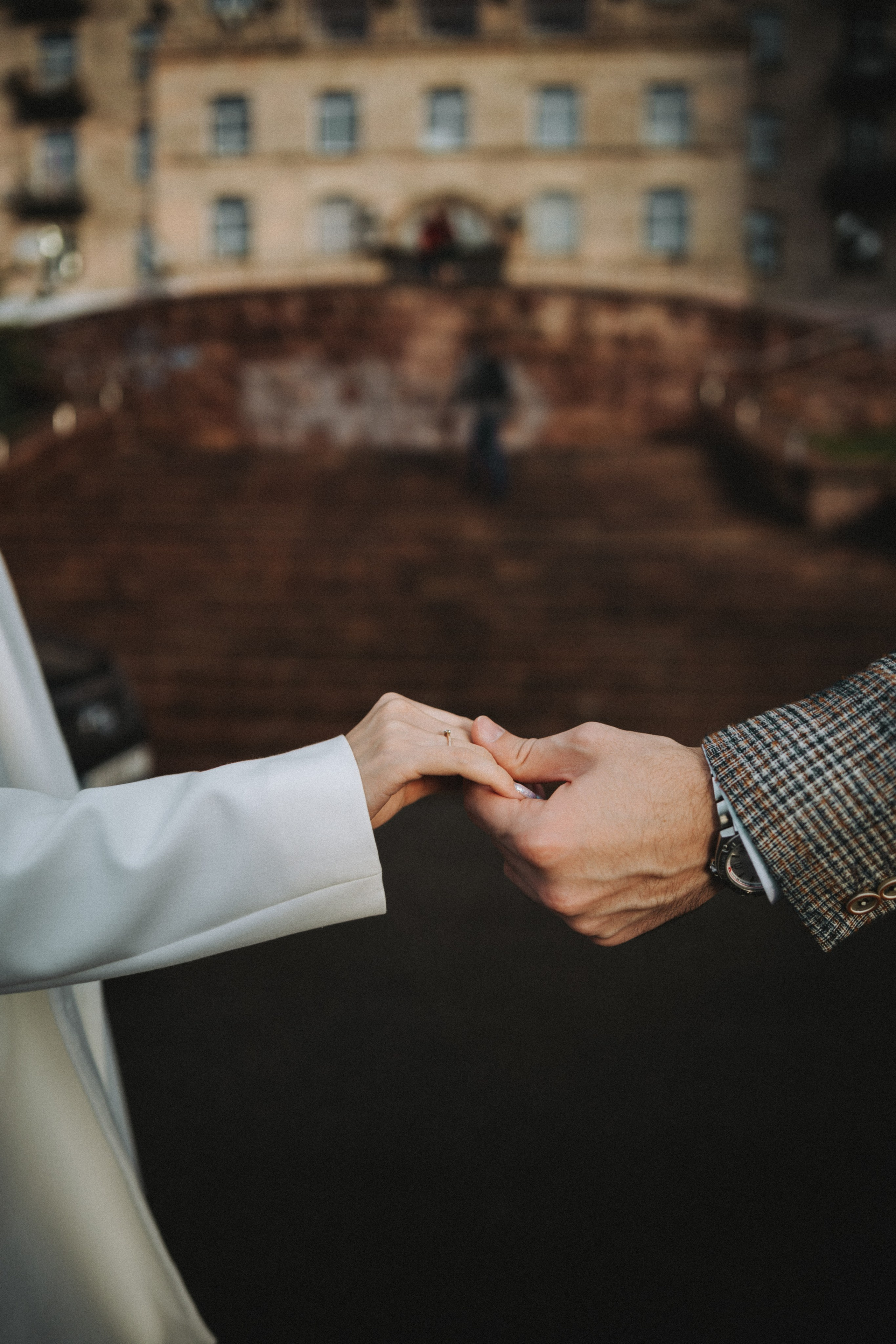 Servizio fotografico di coppia romantico dopo la pioggia - Vlad & Darina. Fotografo di matrimoni a Firenze, Pisa e Toscana | Fotografia spontanea ed elegante in Italia