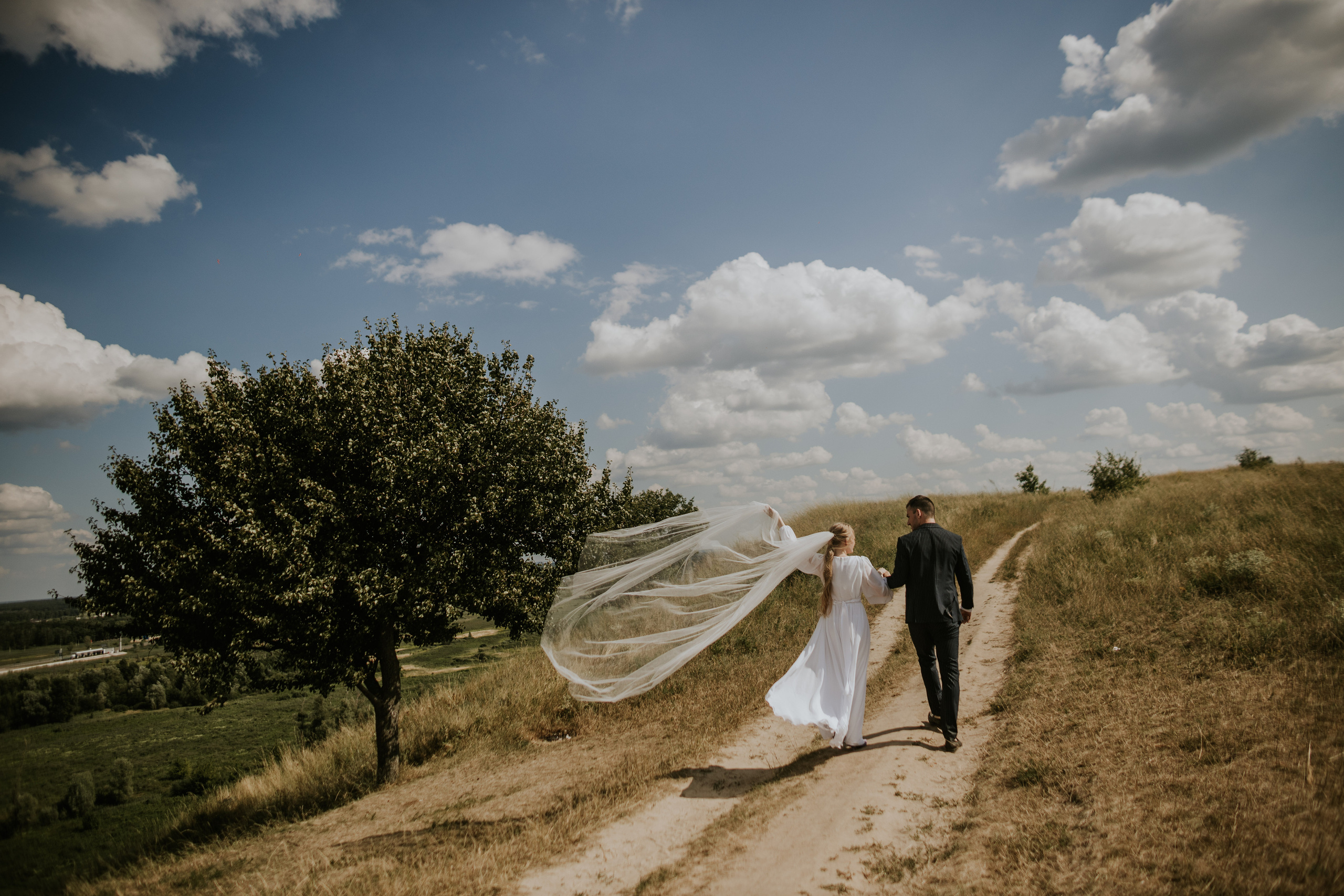 Artem & Anya. Wedding Photographer in Florence, Pisa & Tuscany | Candid & Elegant Photography in Italy