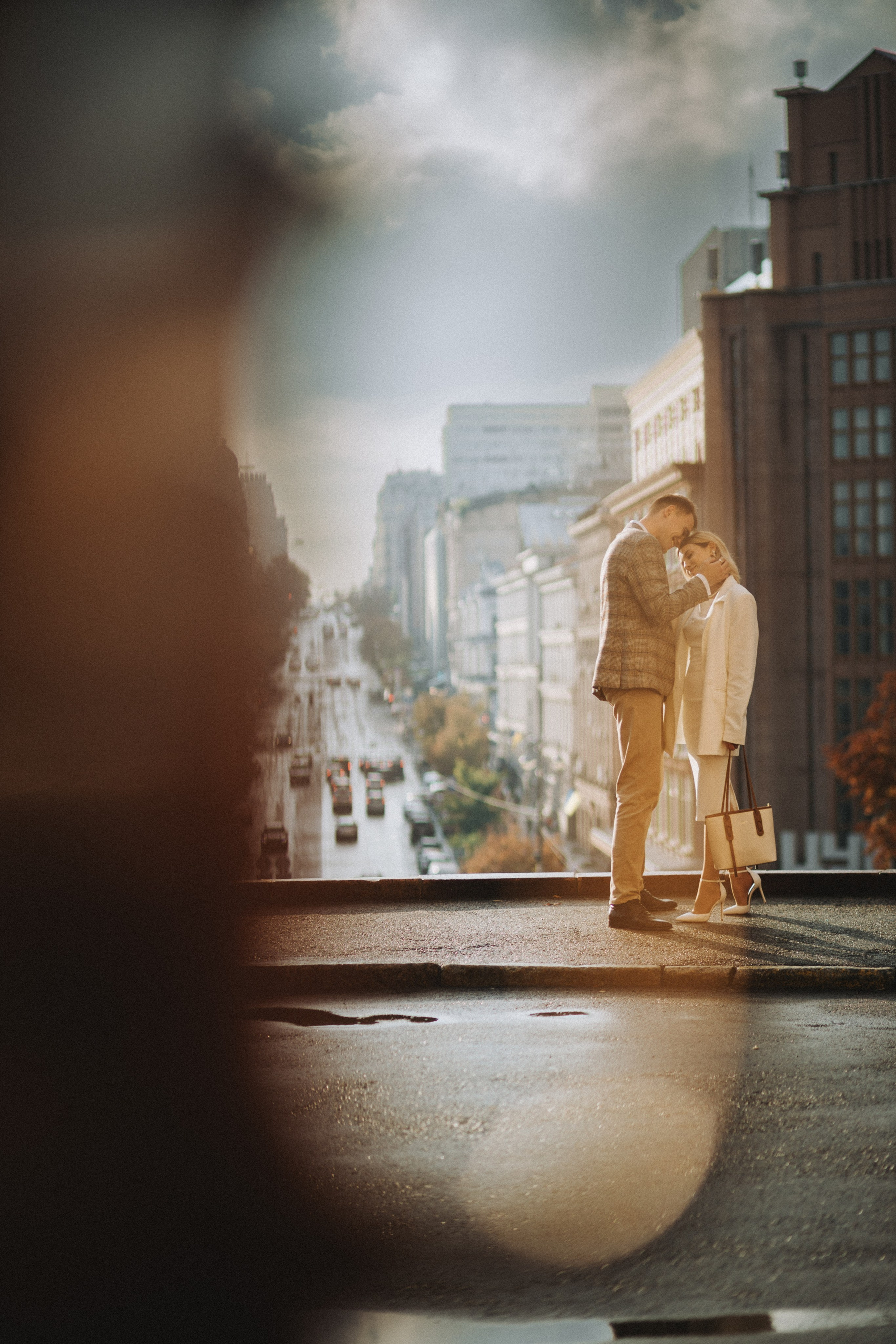 Servizio fotografico di coppia romantico dopo la pioggia - Vlad & Darina. Fotografo di matrimoni a Firenze, Pisa e Toscana | Fotografia spontanea ed elegante in Italia